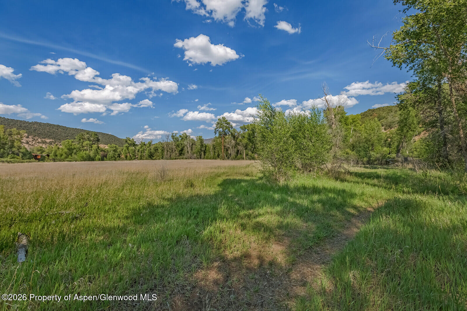 11 Pinon Lane