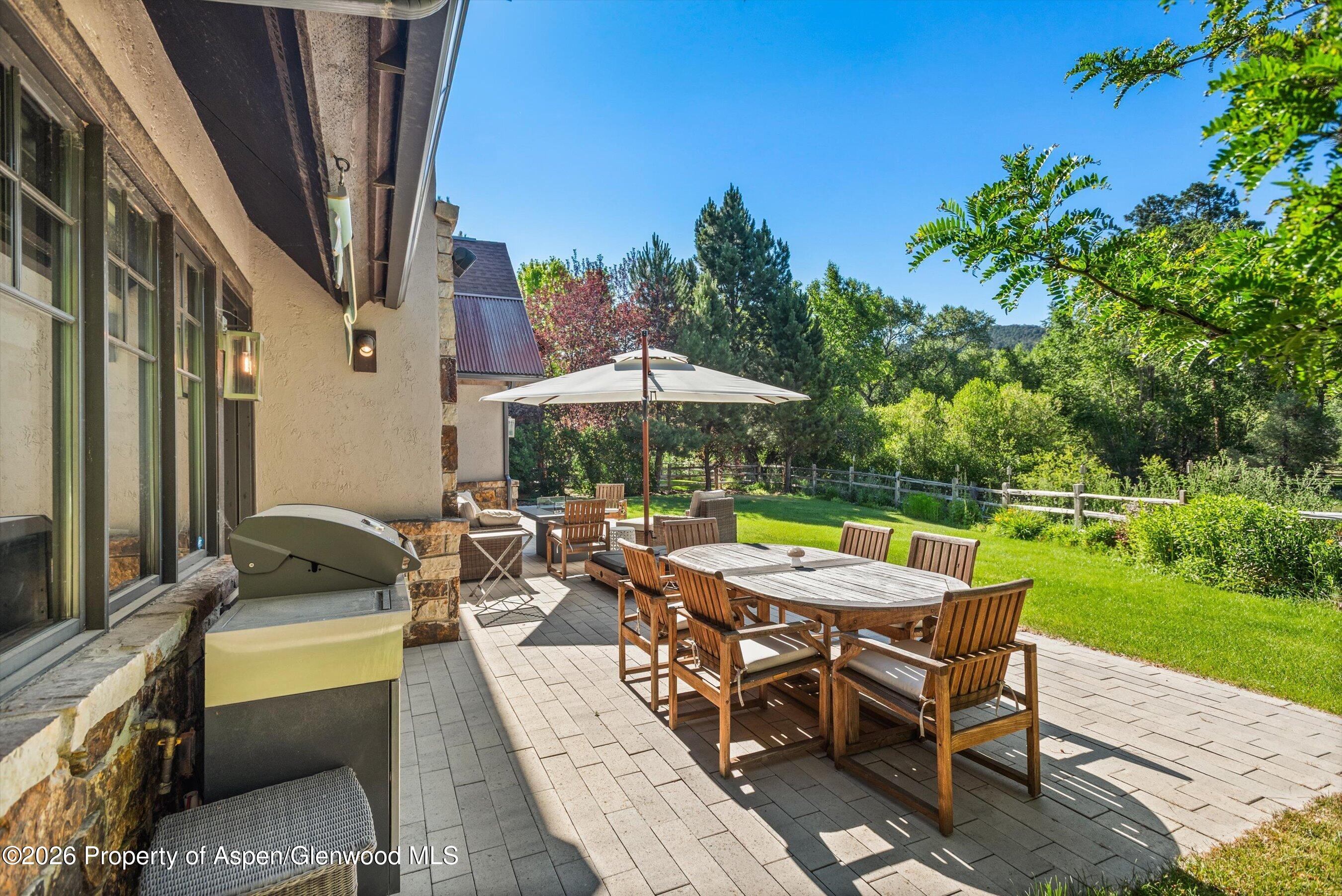 11 Pinon Lane