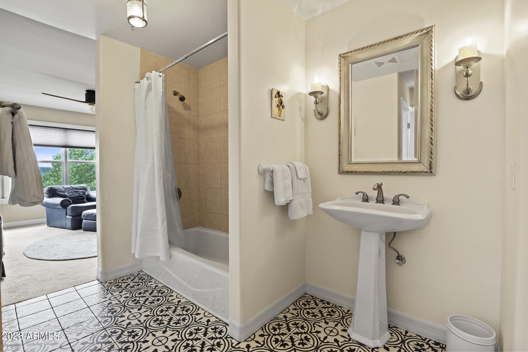 10491 W FOSSIL CREEK Road