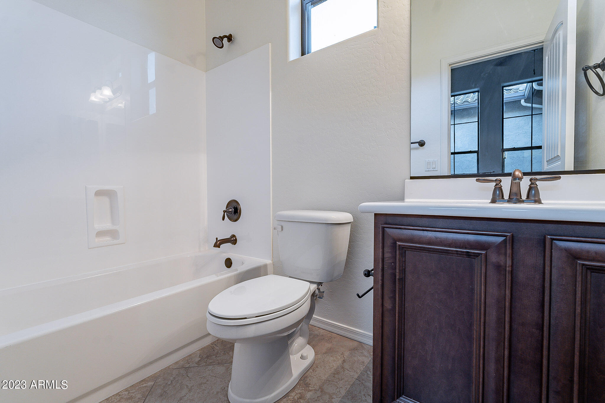 8518 E LOCKWOOD Street