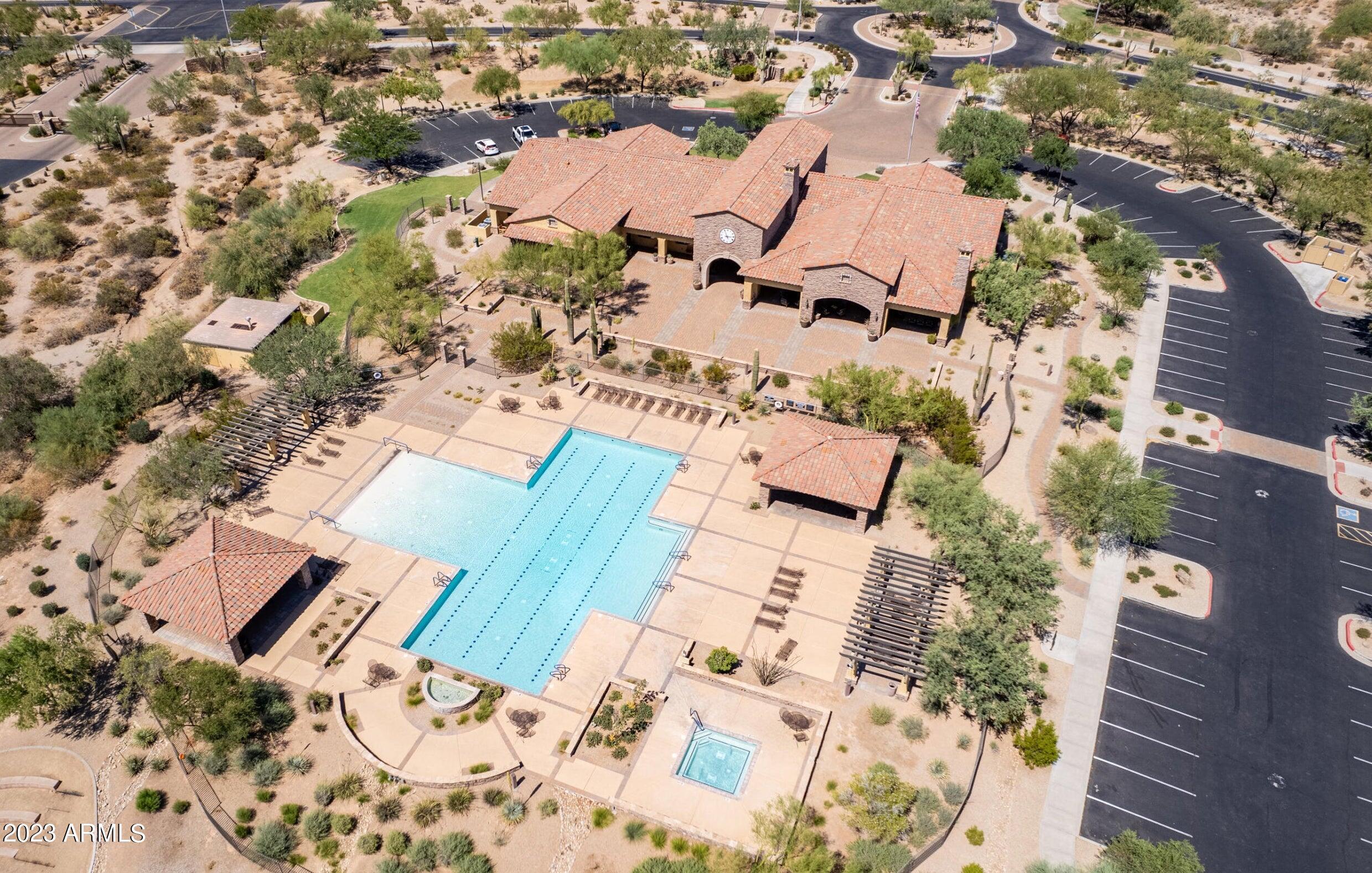 8518 E LOCKWOOD Street