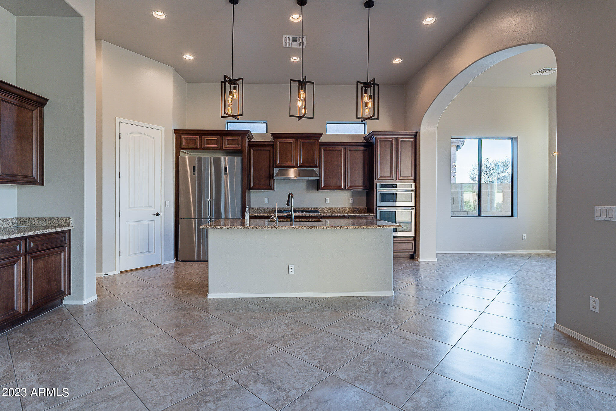 8518 E LOCKWOOD Street