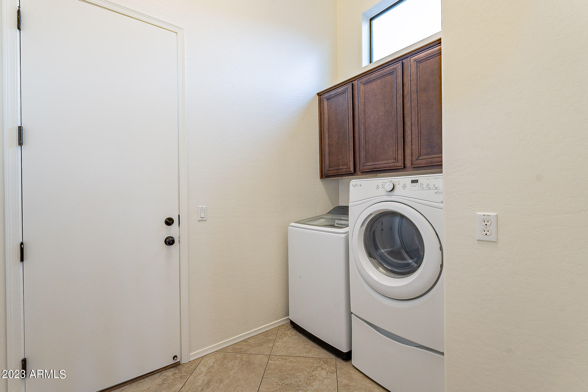 8518 E LOCKWOOD Street