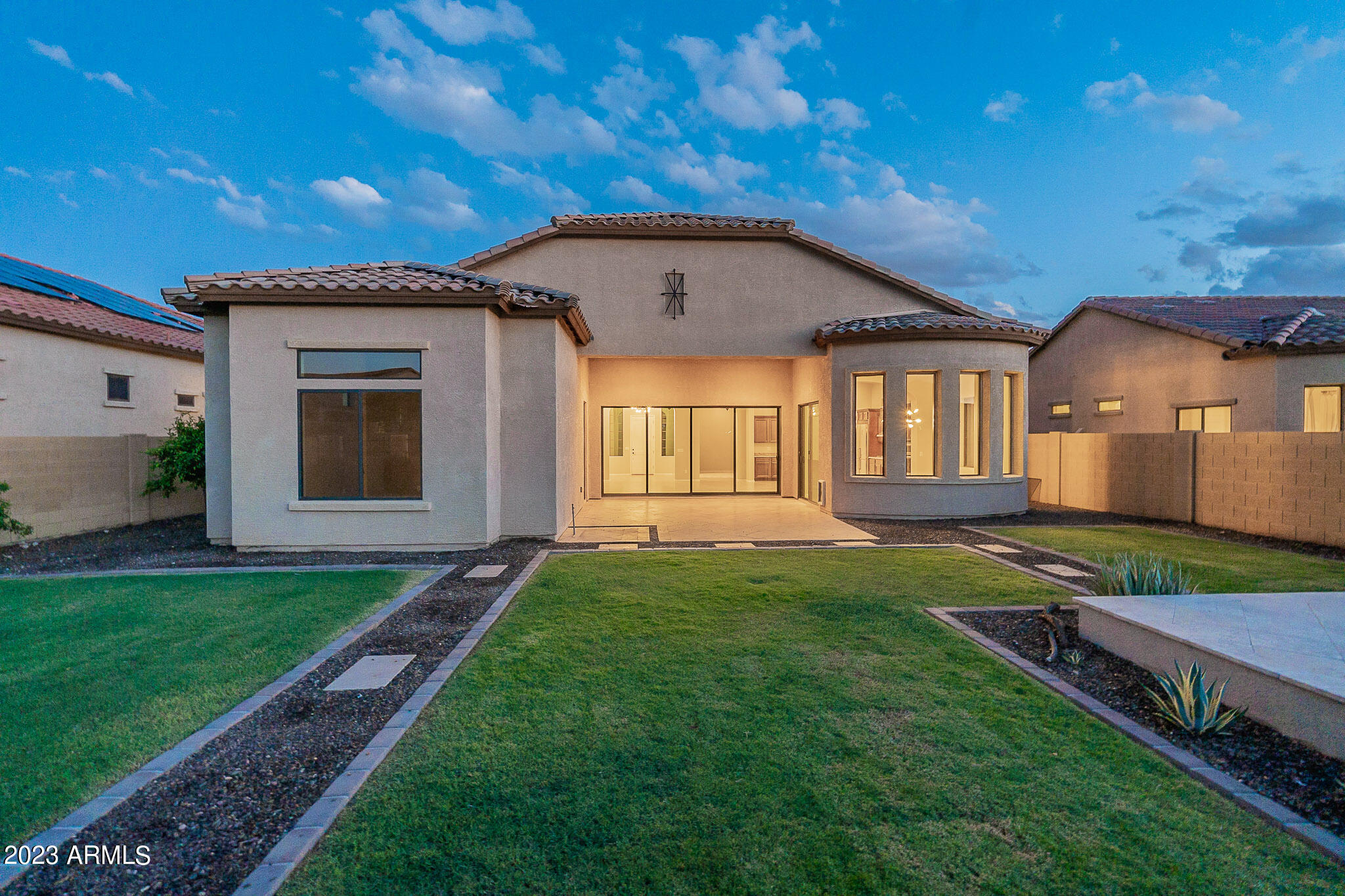 8518 E LOCKWOOD Street