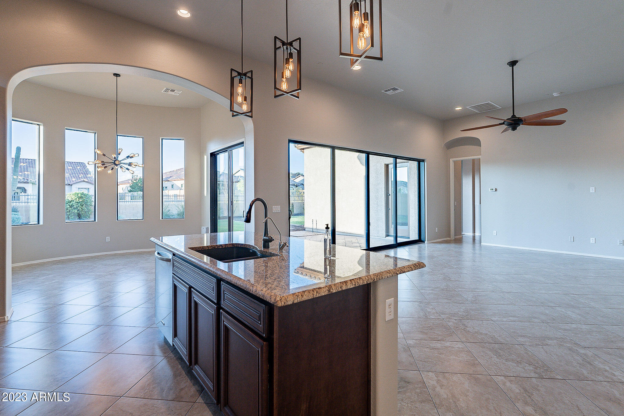 8518 E LOCKWOOD Street