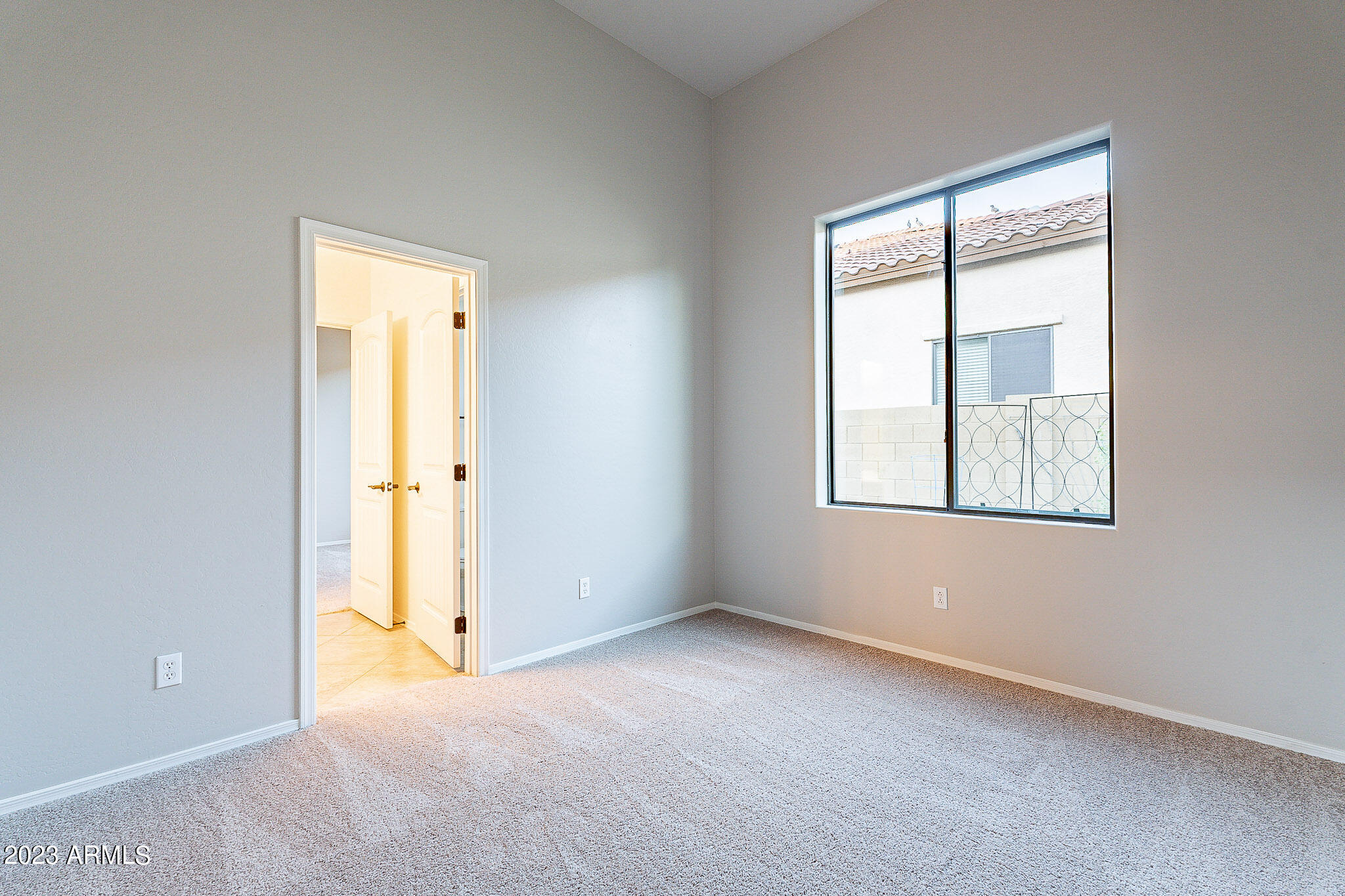 8518 E LOCKWOOD Street