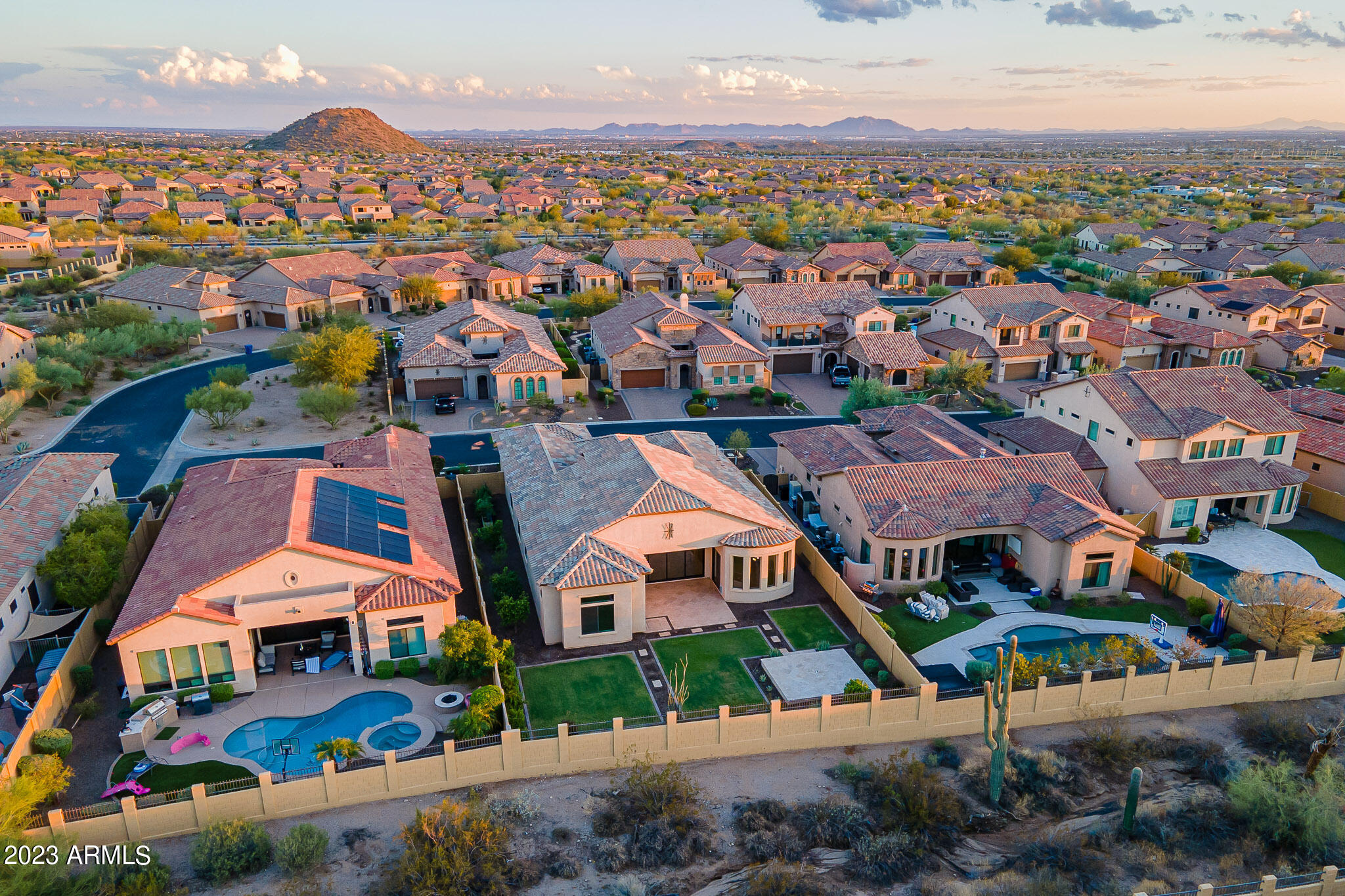 8518 E LOCKWOOD Street