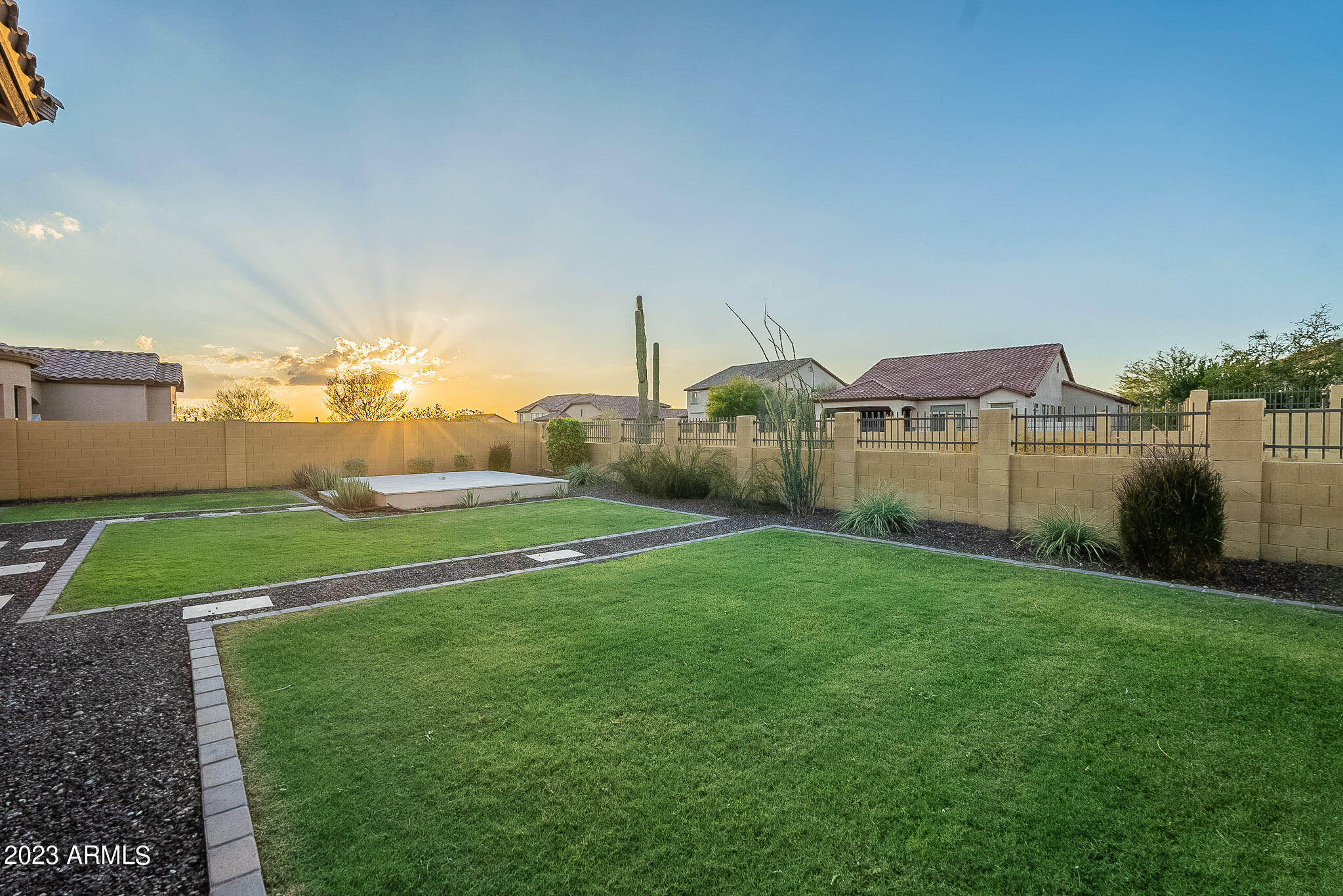 8518 E LOCKWOOD Street