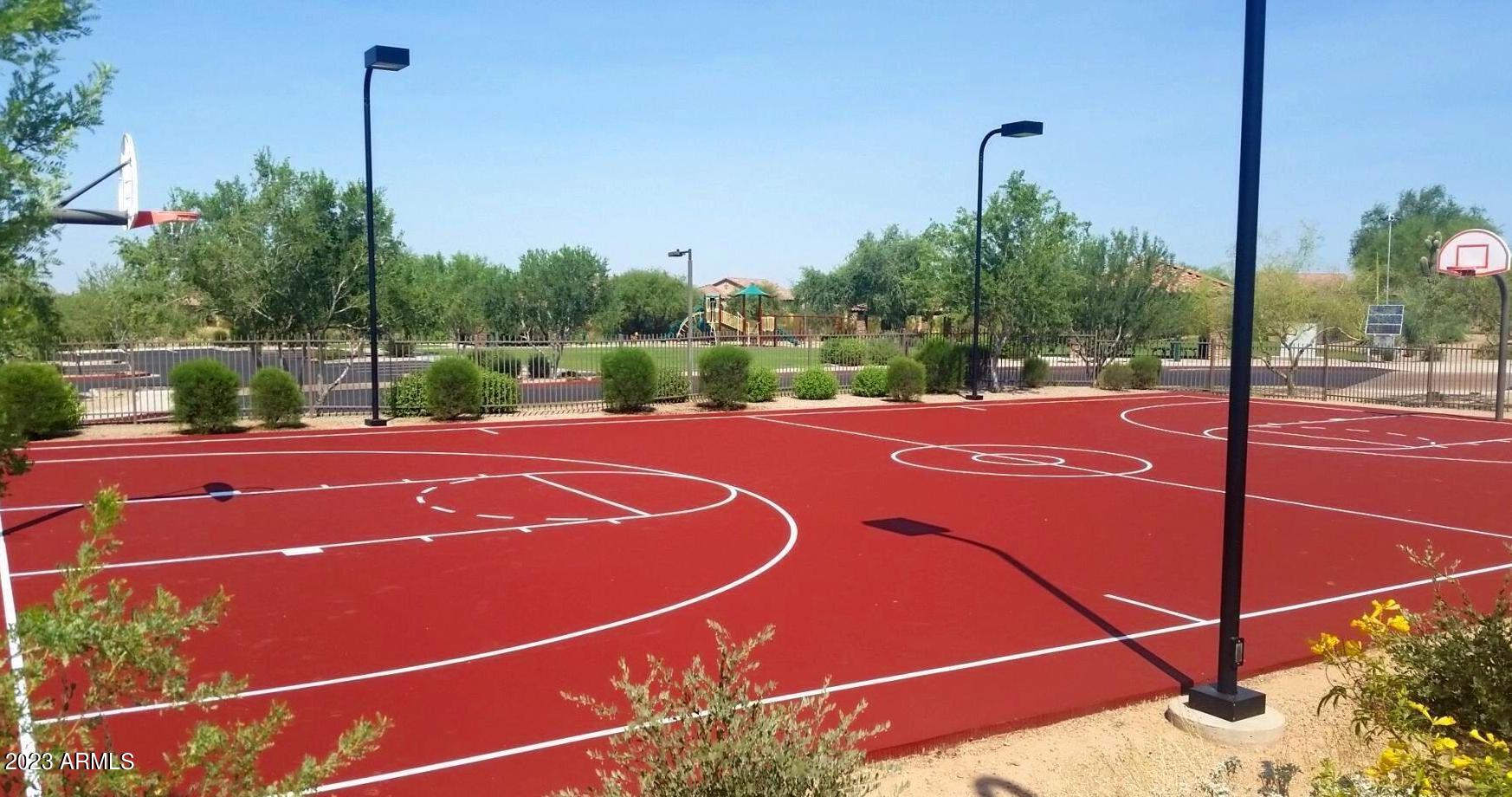 8518 E LOCKWOOD Street