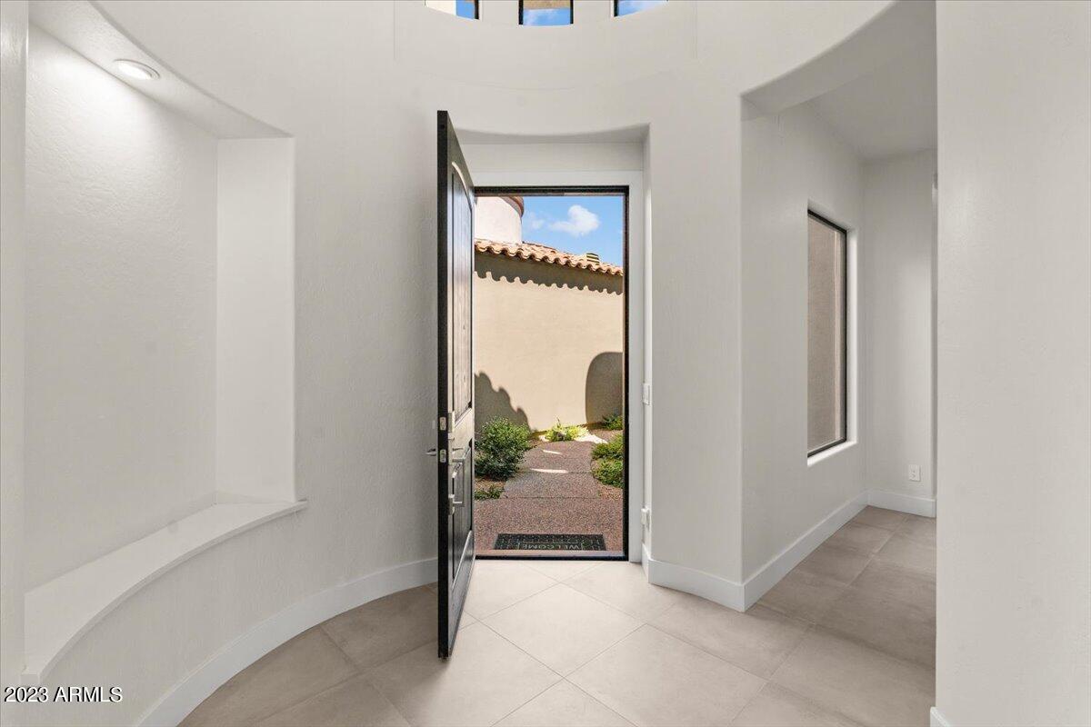 19550 N GRAYHAWK Drive, 1127