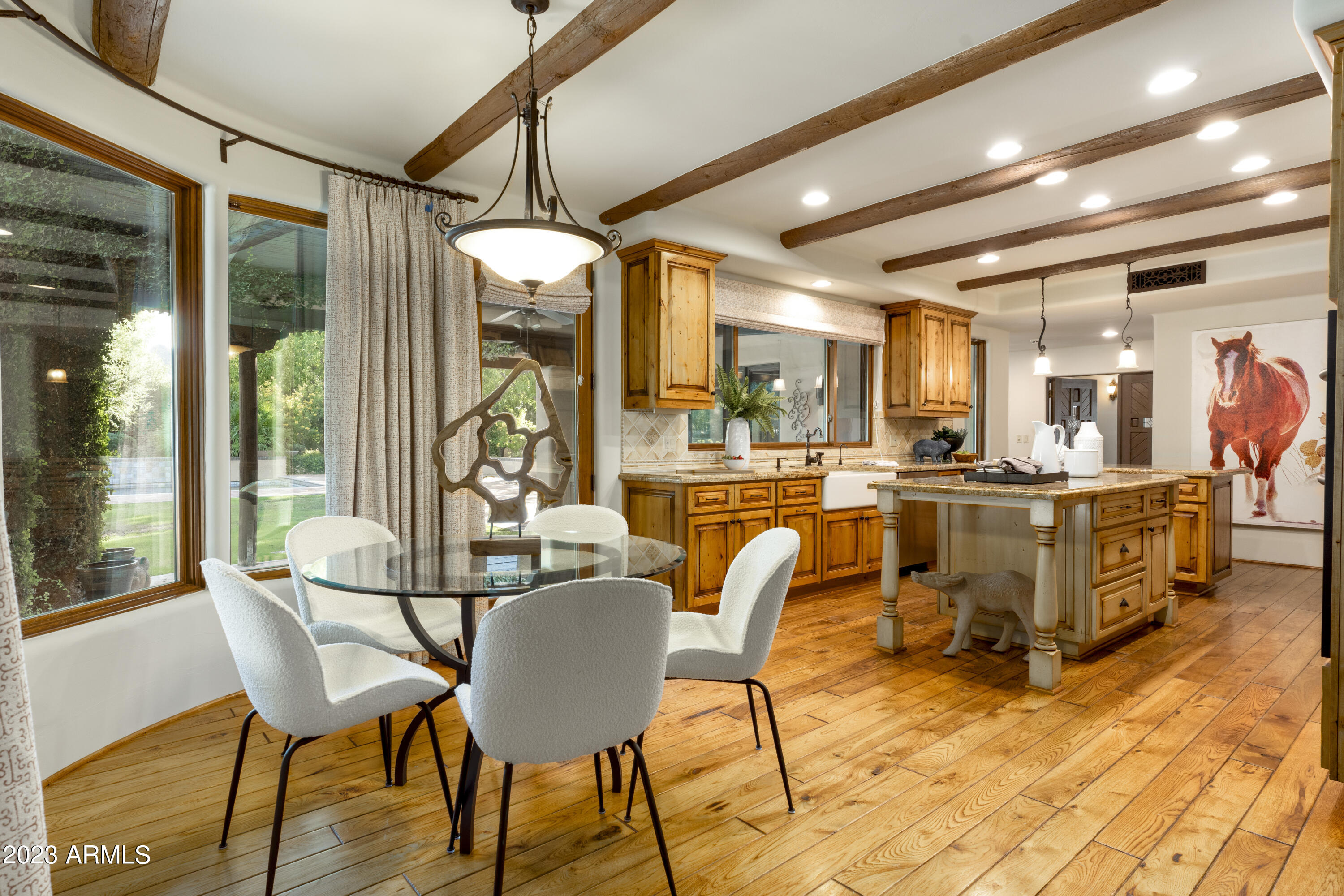 5801 E VIA LOS CABALLOS