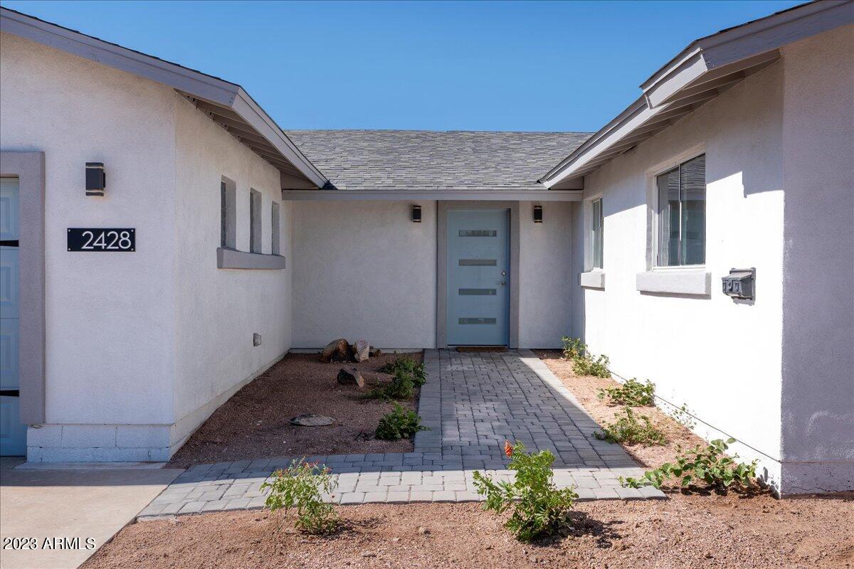 2428 N 68TH Place