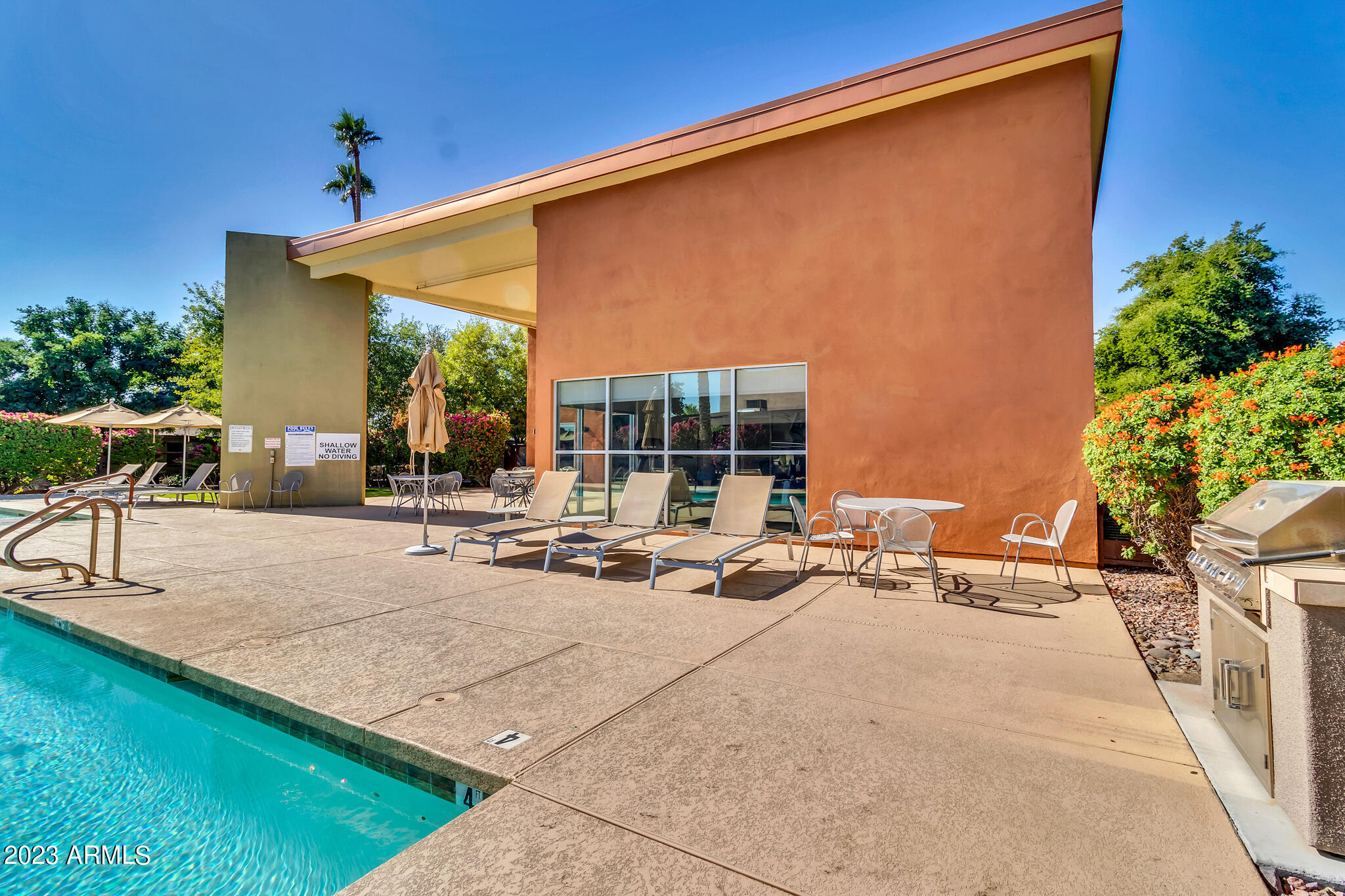 1850 E MARYLAND Avenue, 28