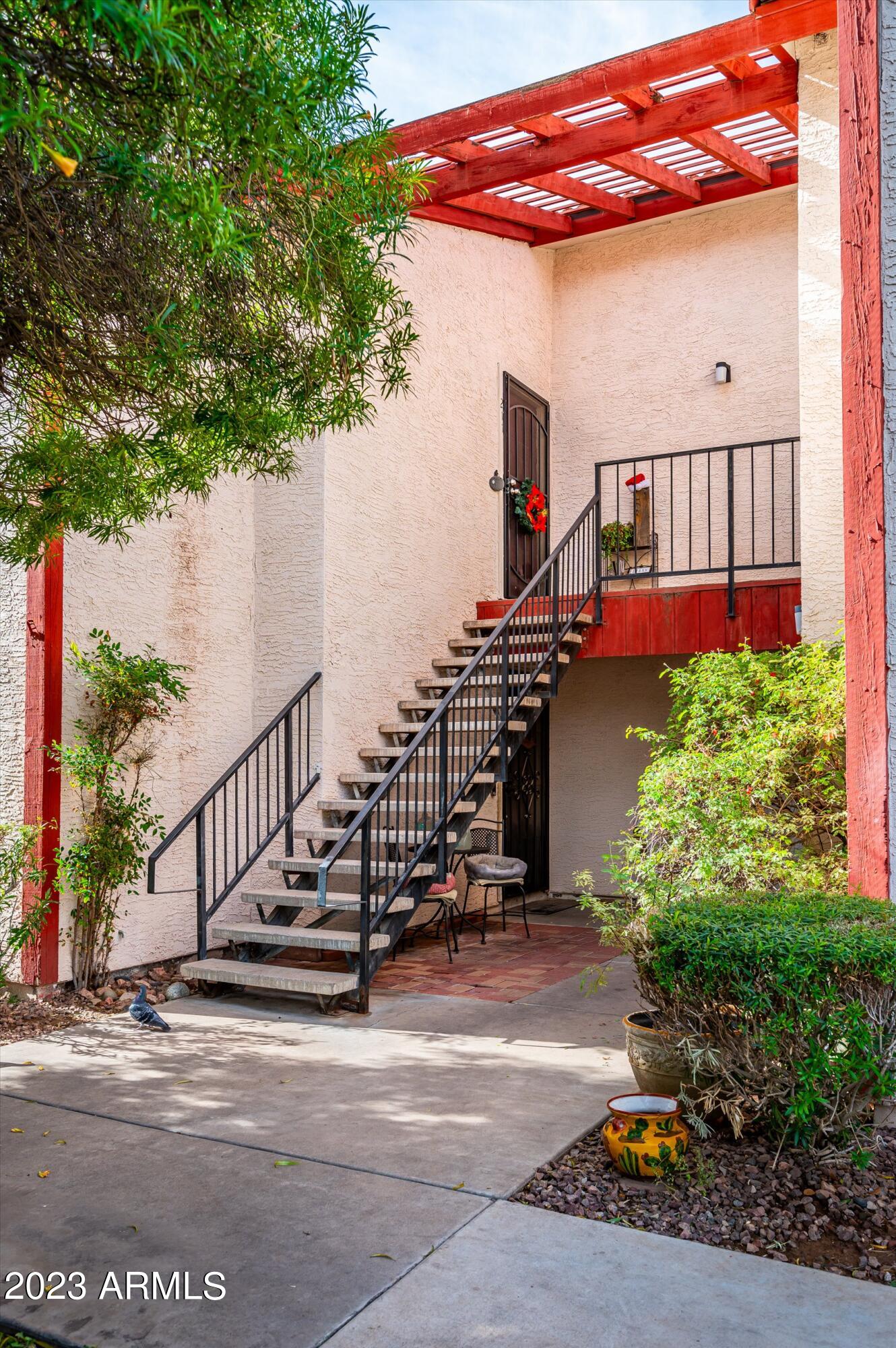 4211 E PALM Lane, 211