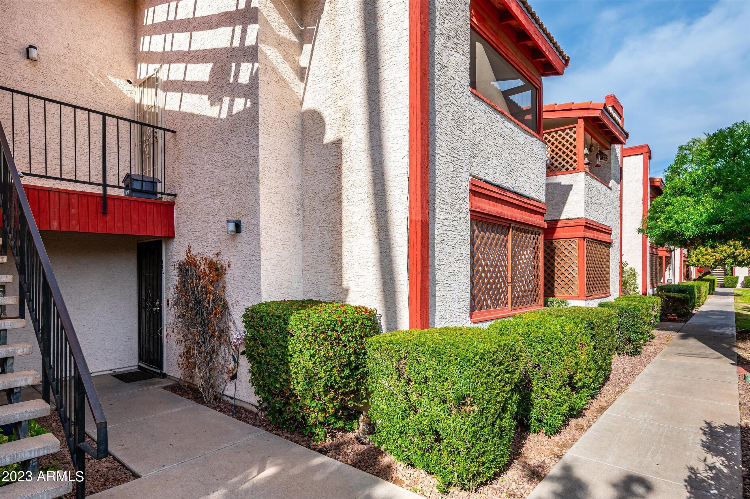 4211 E PALM Lane, 112