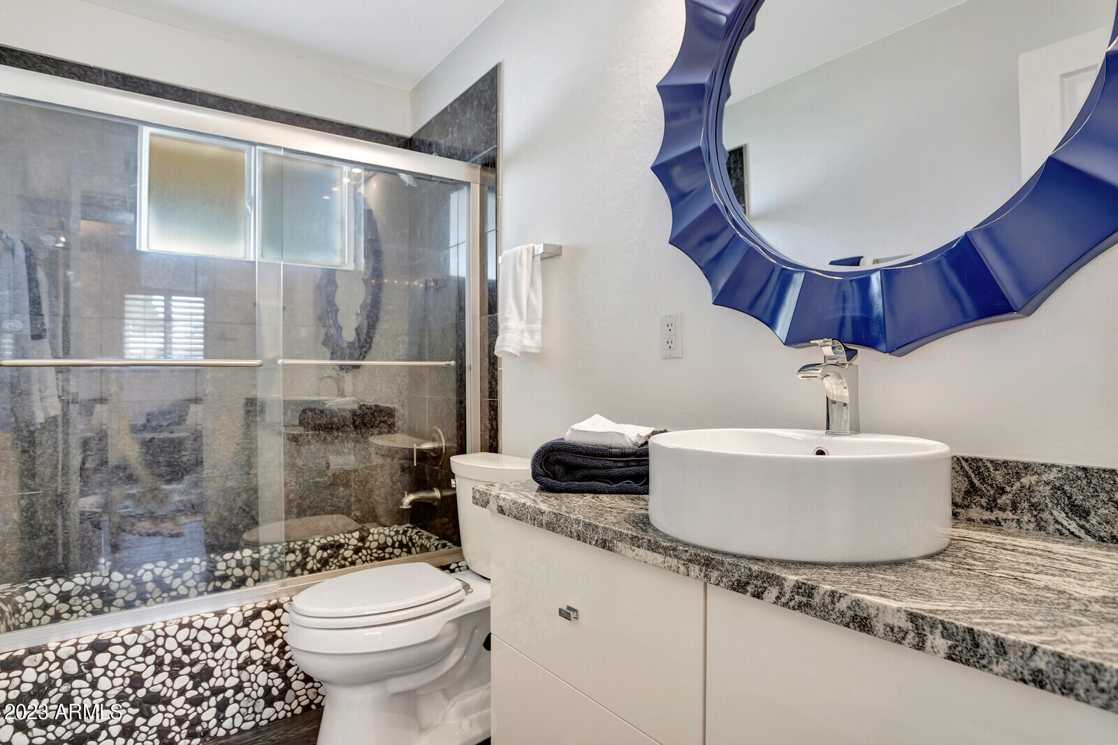 8402 E MACKENZIE Drive