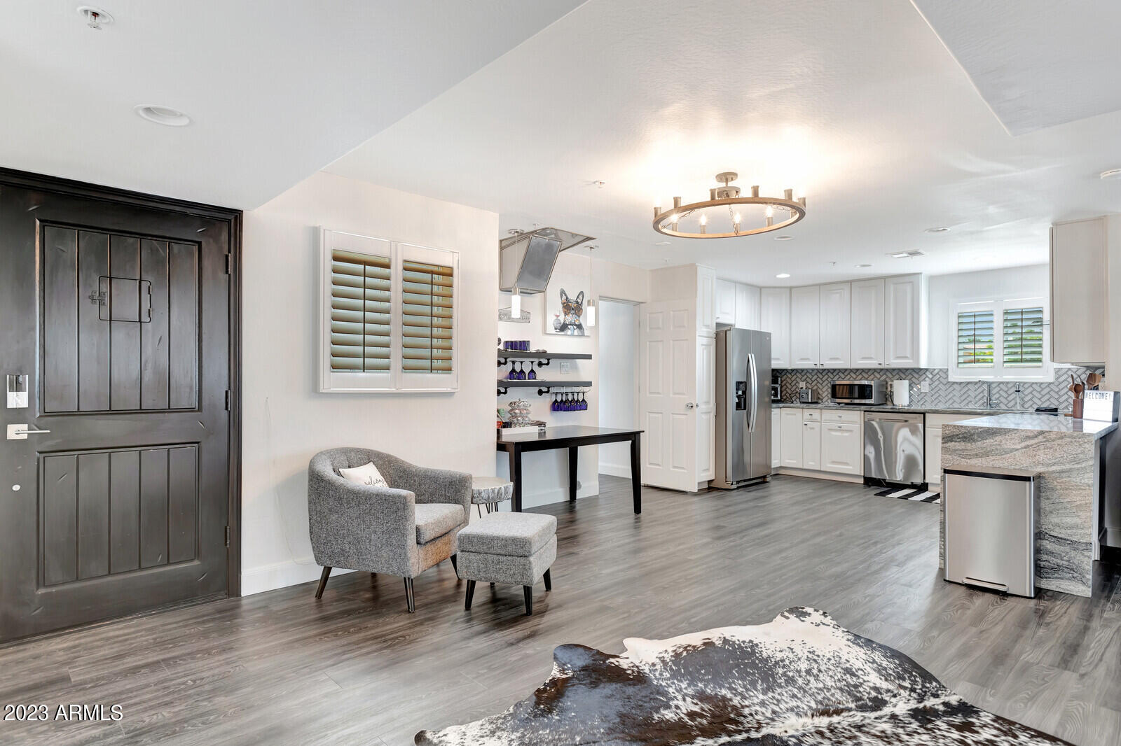 8402 E MACKENZIE Drive