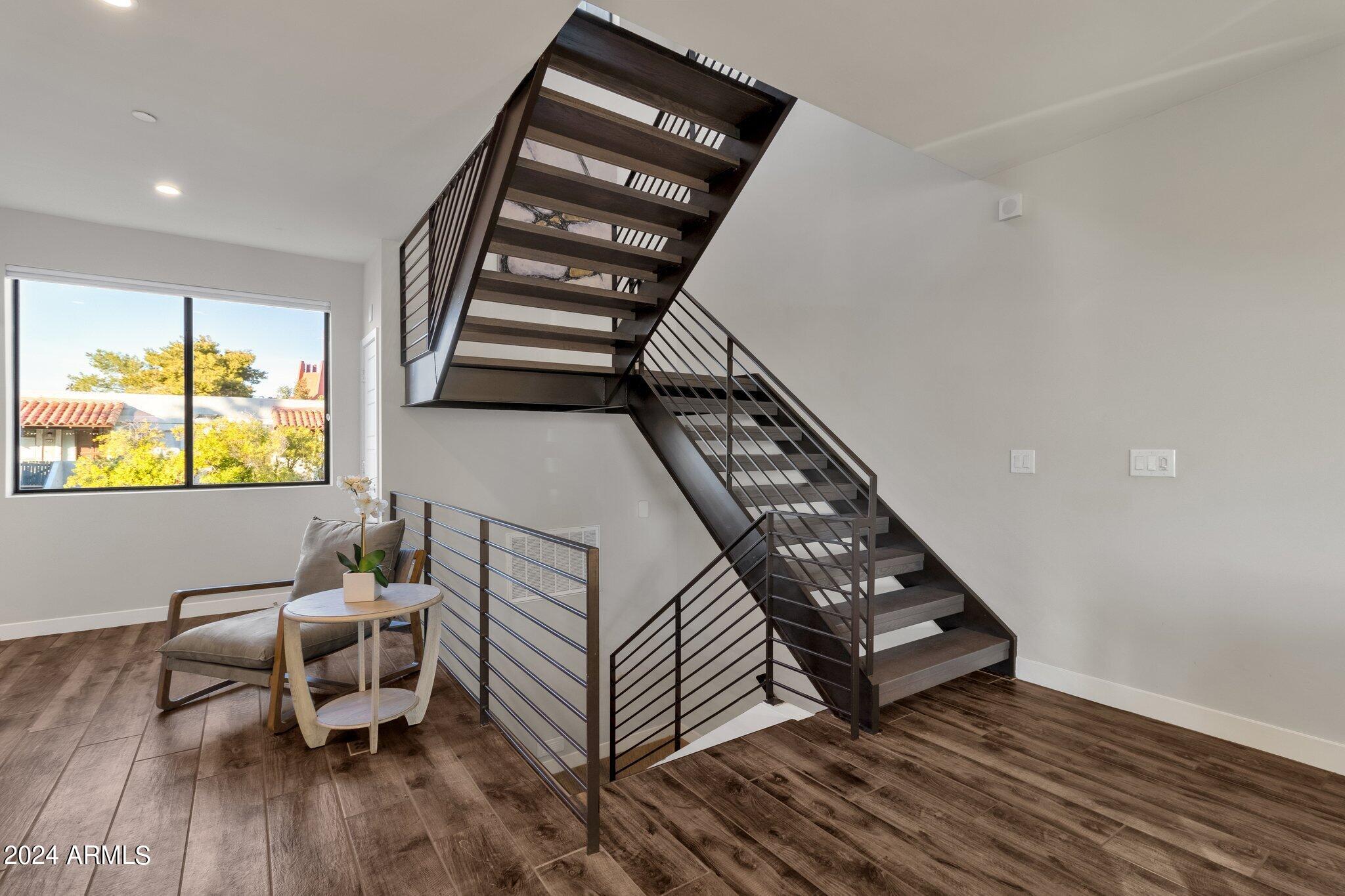 3233 N 70TH Street # 1021