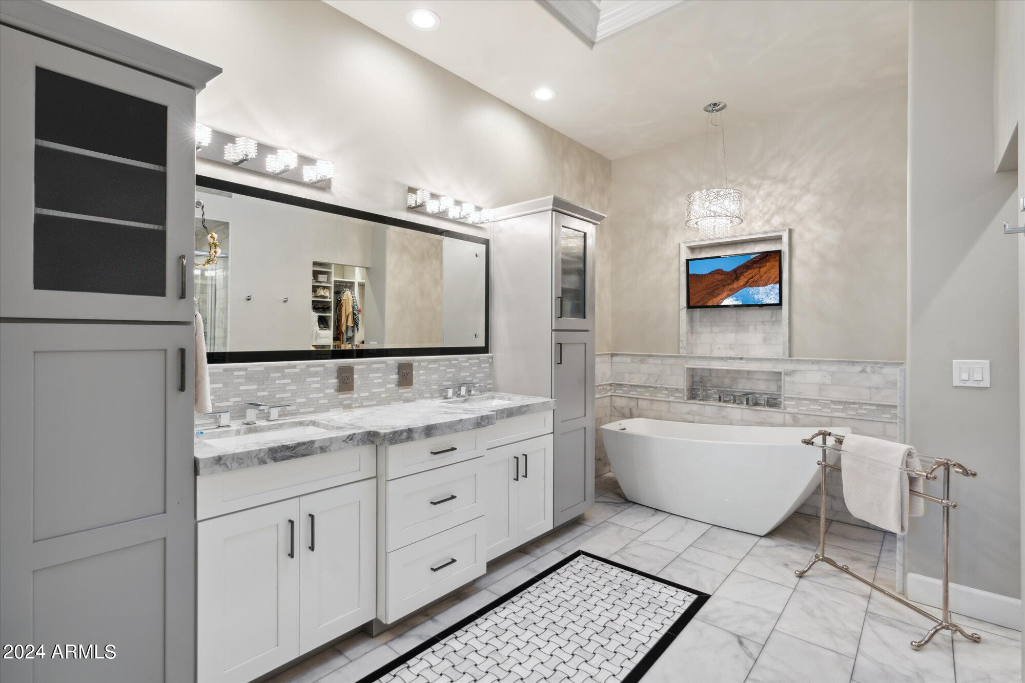 6711 E CAMELBACK Road 42