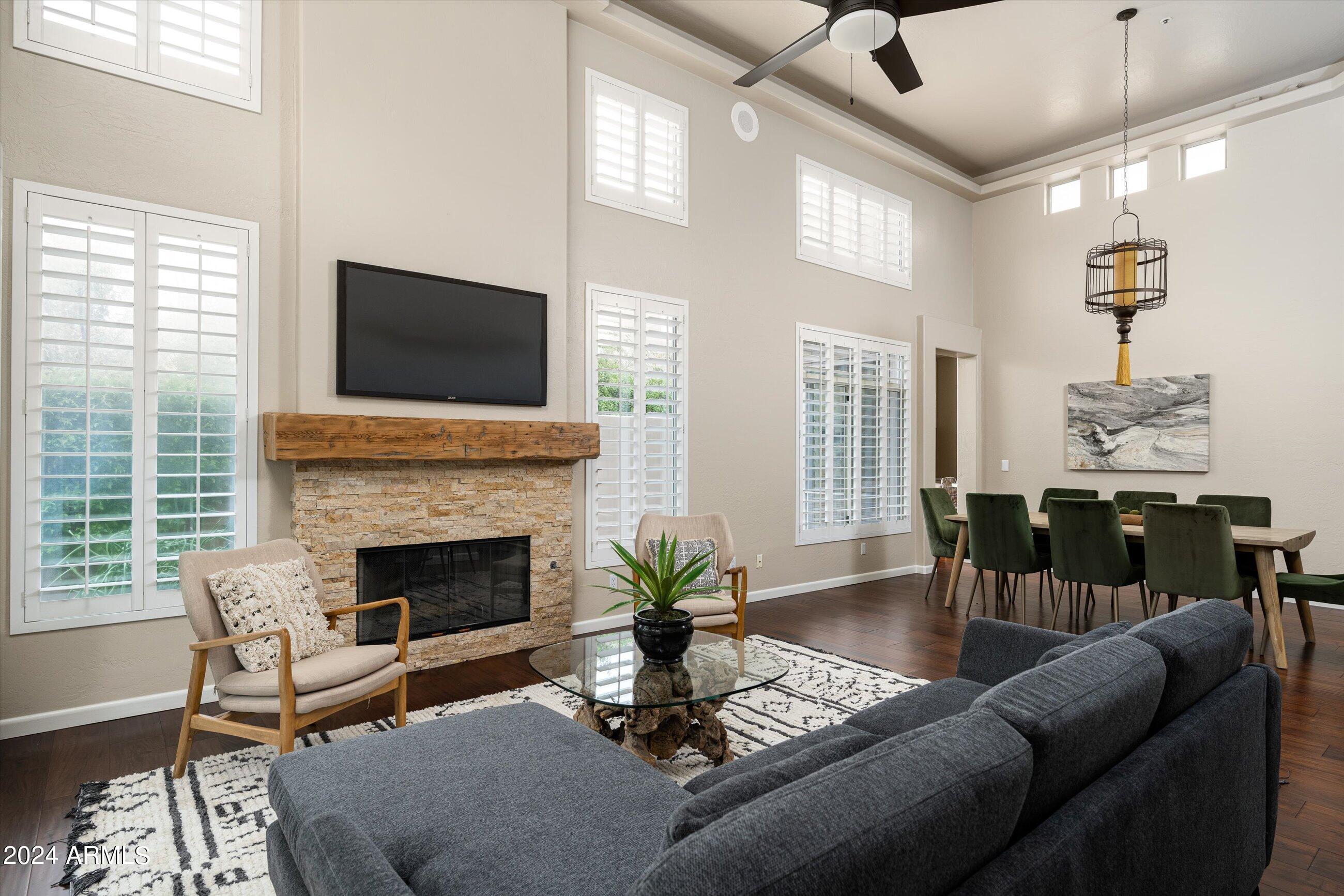 6711 E CAMELBACK Road 33