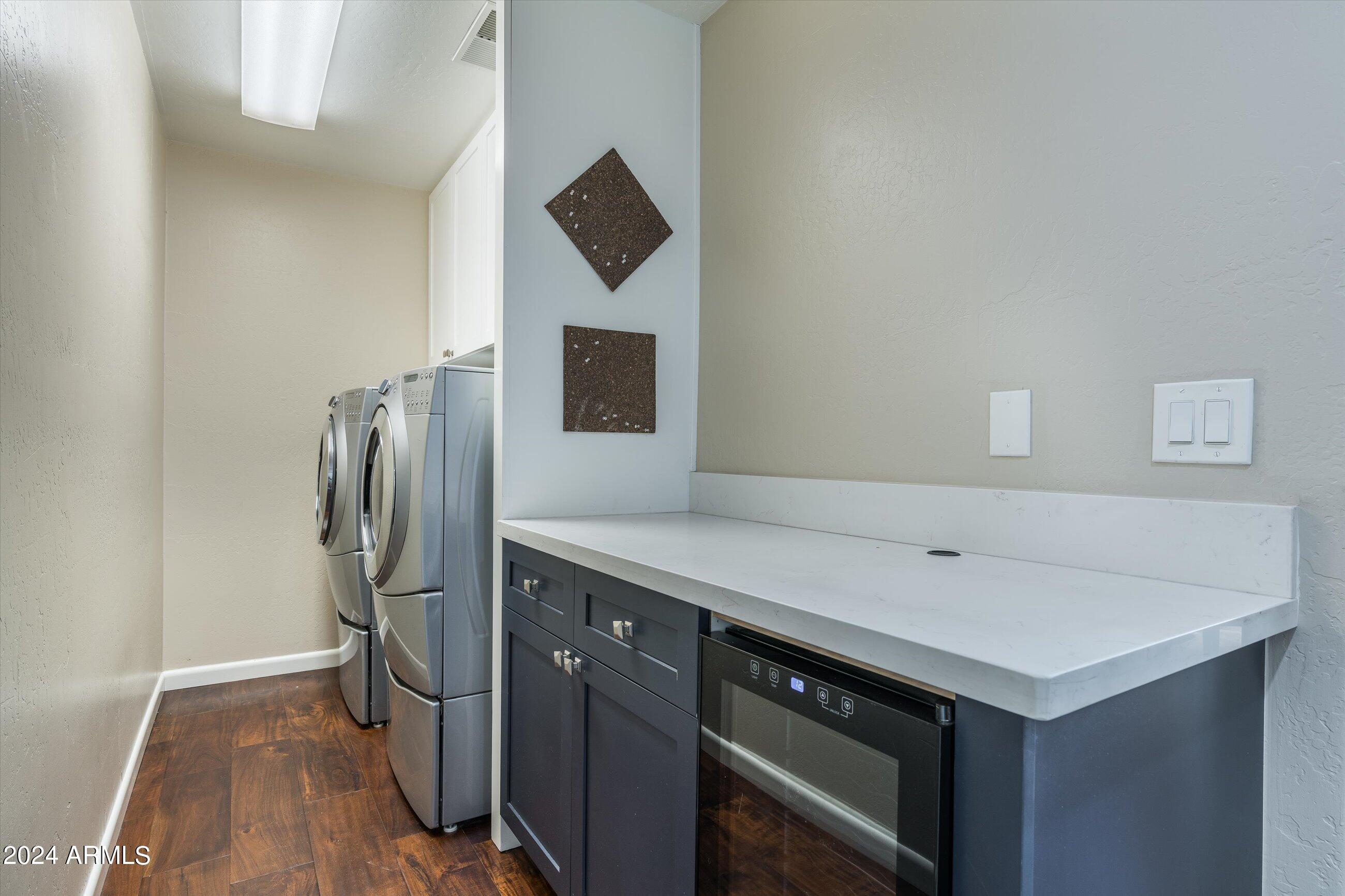 6711 E CAMELBACK Road 33