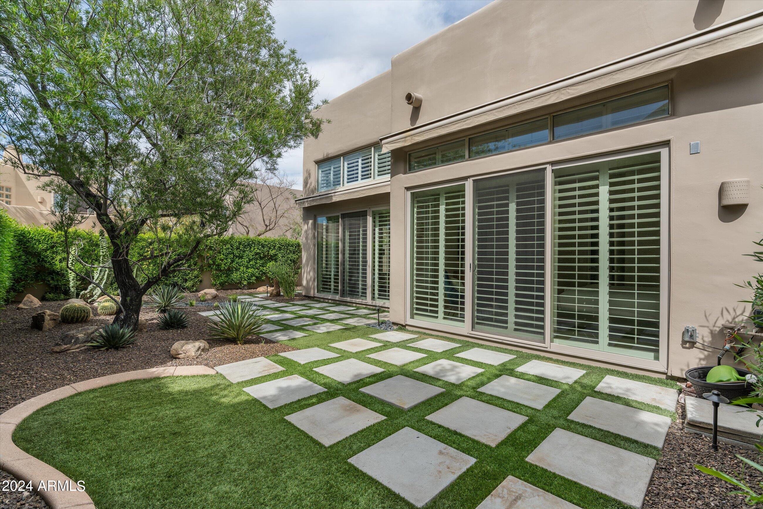 6711 E CAMELBACK Road 33