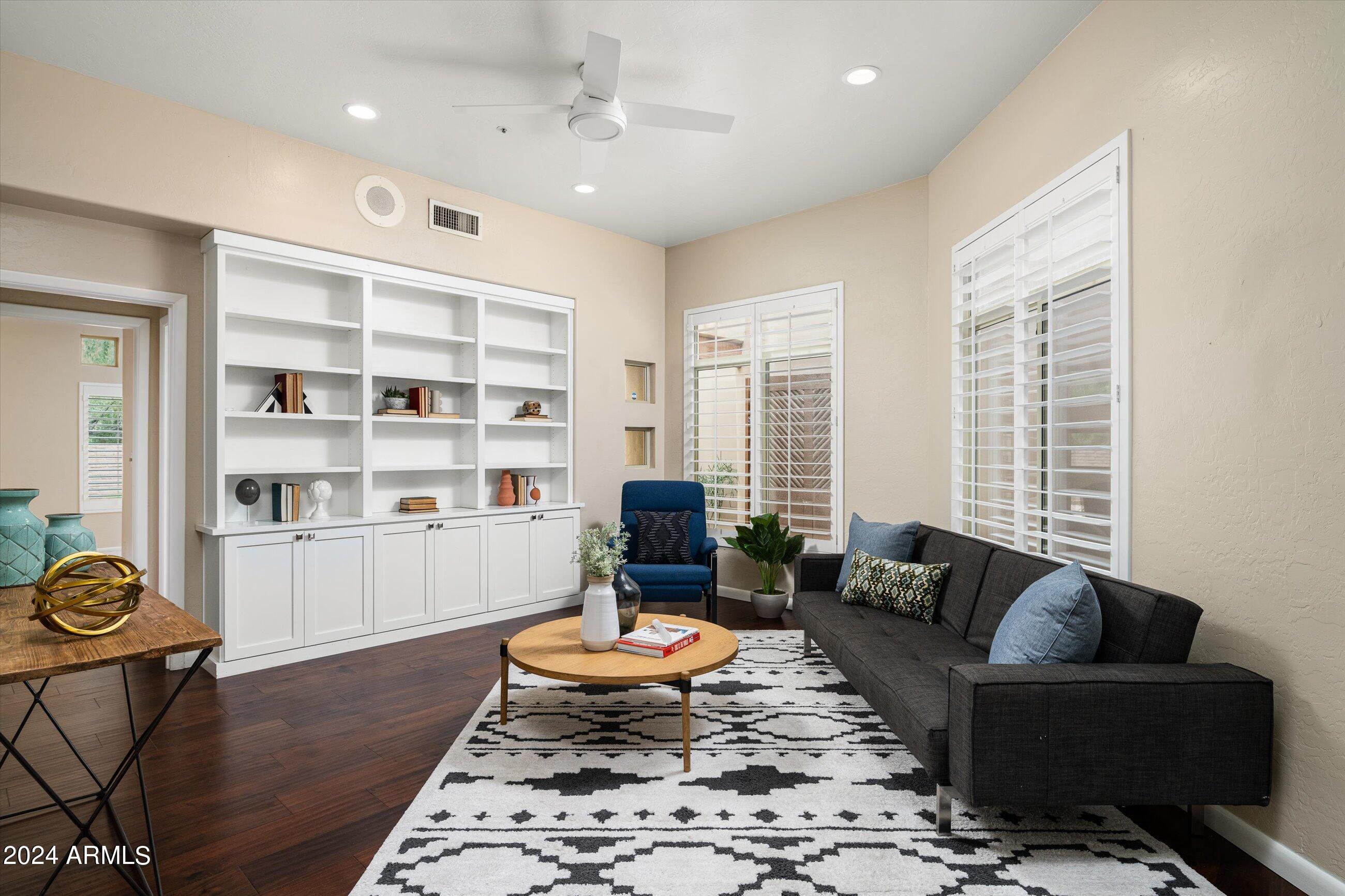 6711 E CAMELBACK Road 33