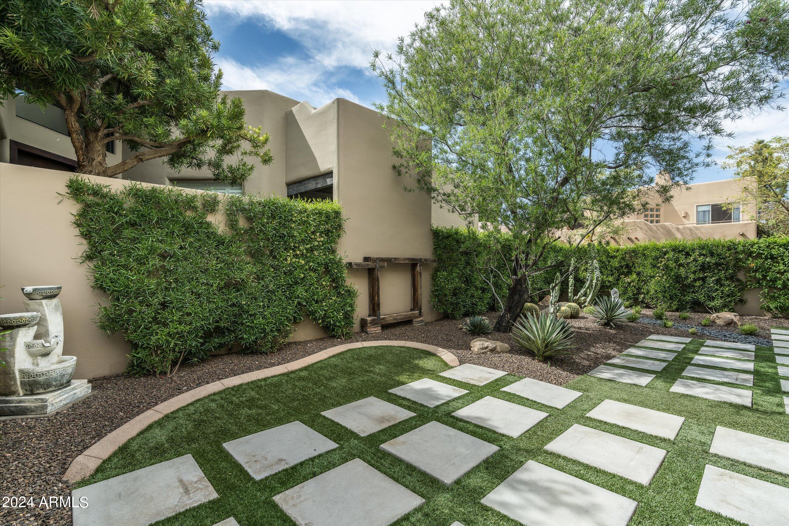 6711 E CAMELBACK Road 33