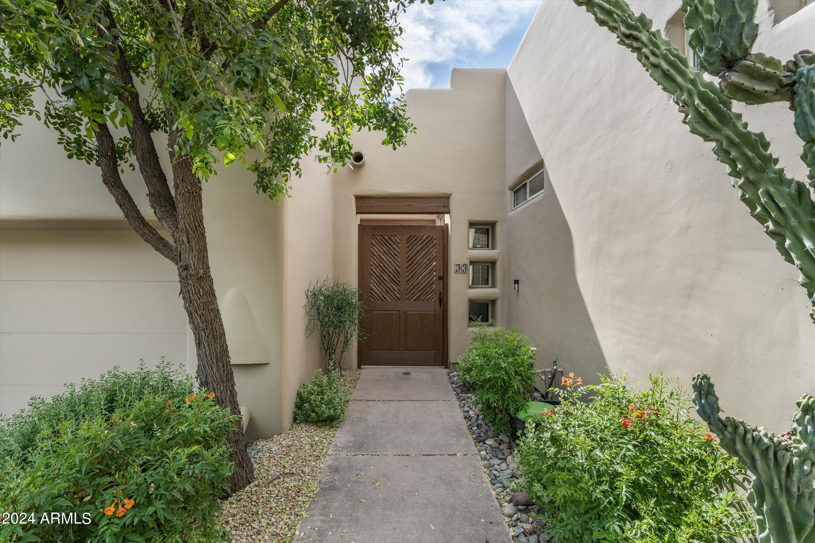 6711 E CAMELBACK Road 33