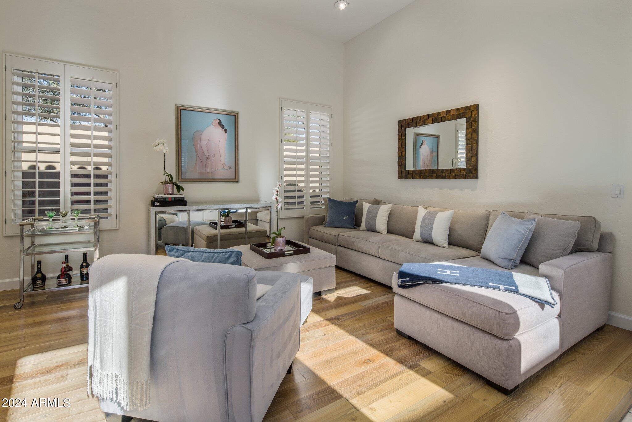 8512 E GILDED PERCH Drive