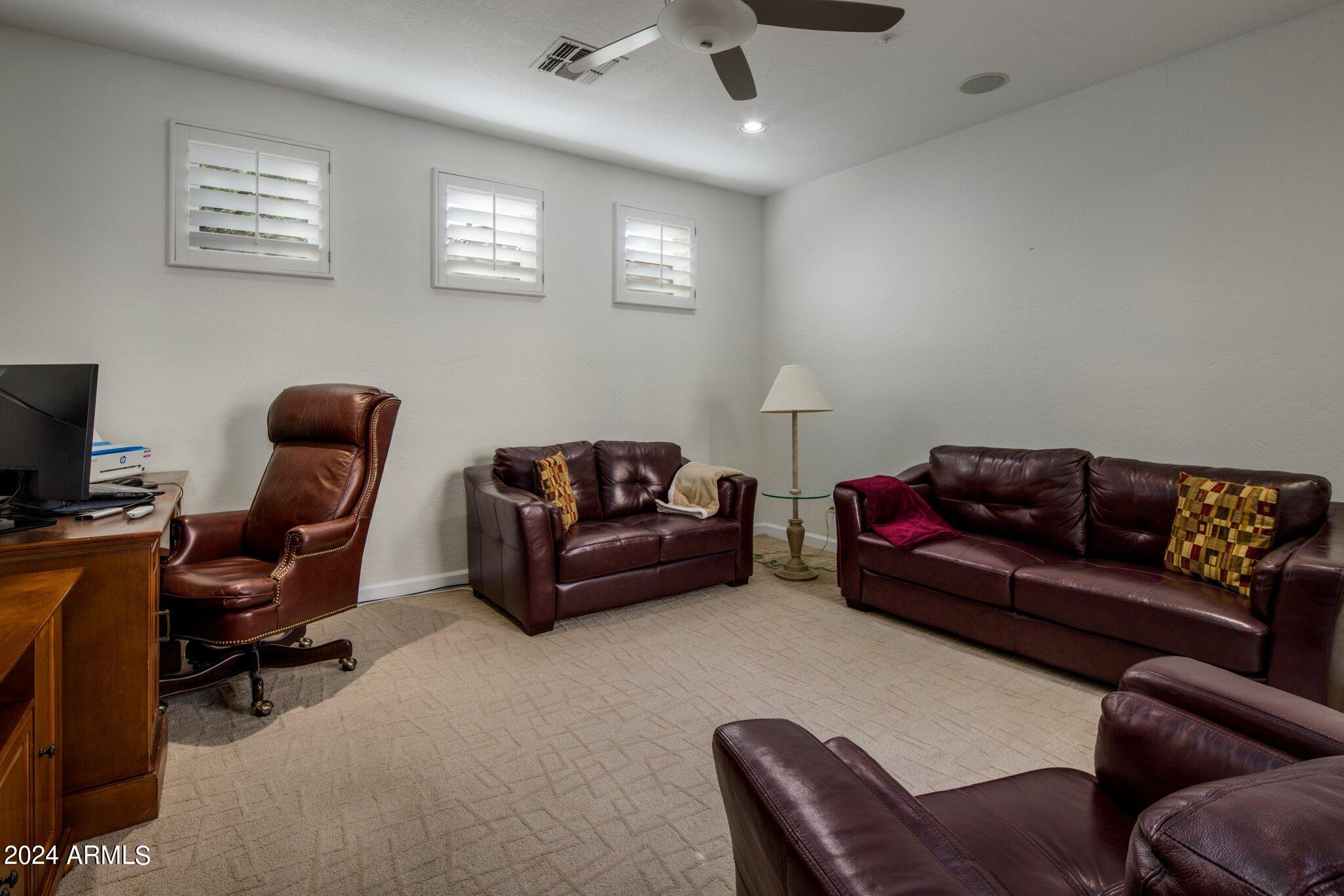 8512 E GILDED PERCH Drive