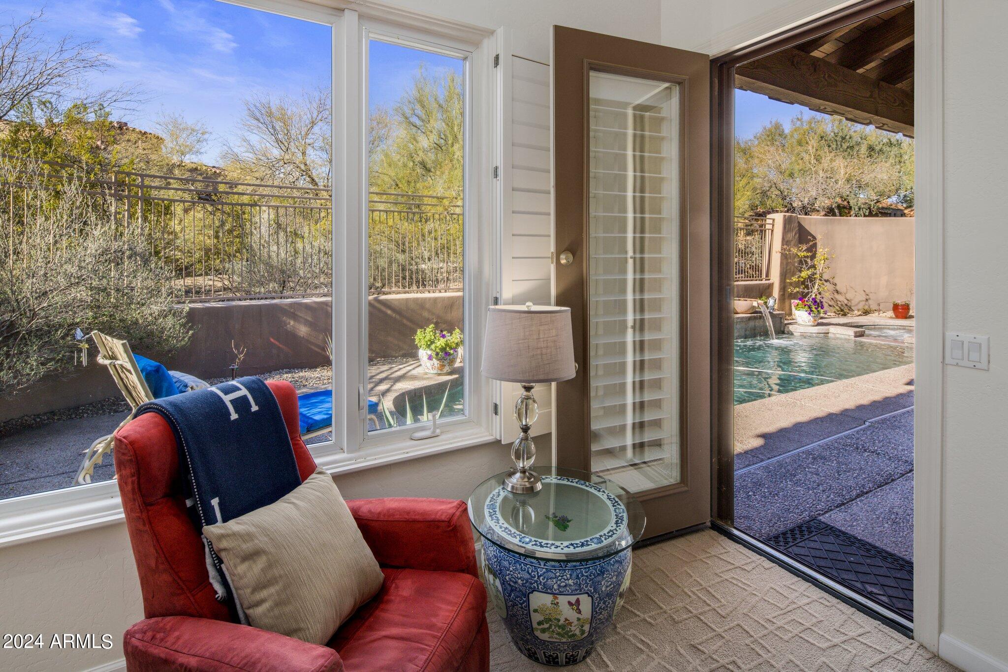 8512 E GILDED PERCH Drive