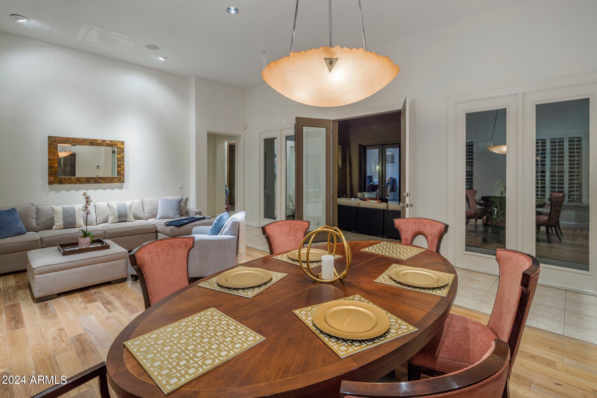 8512 E GILDED PERCH Drive