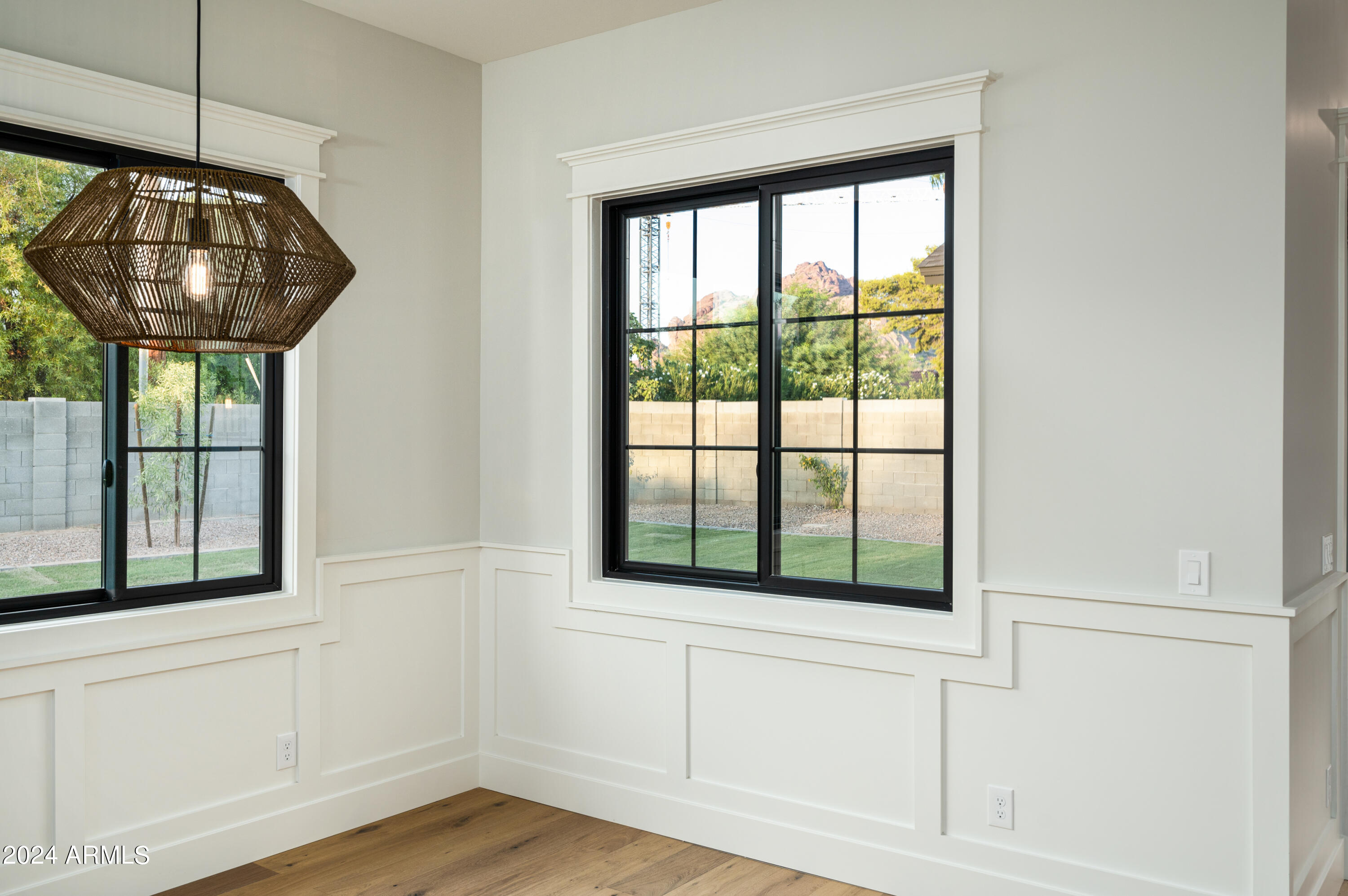 4164 E CAMELBACK Road