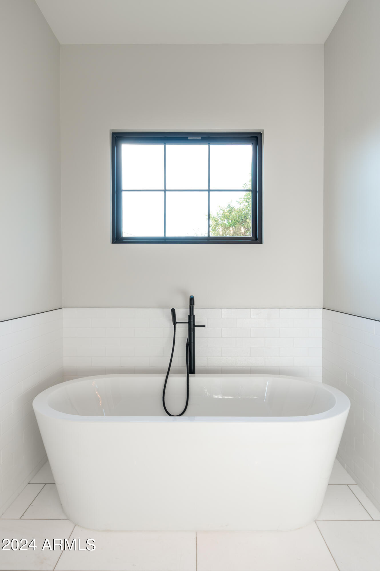 4164 E CAMELBACK Road