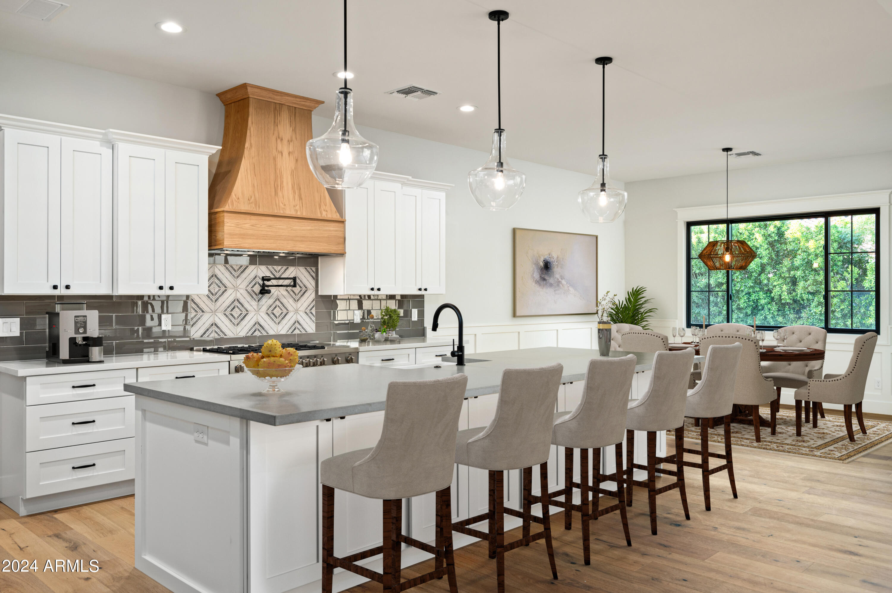 4164 E CAMELBACK Road