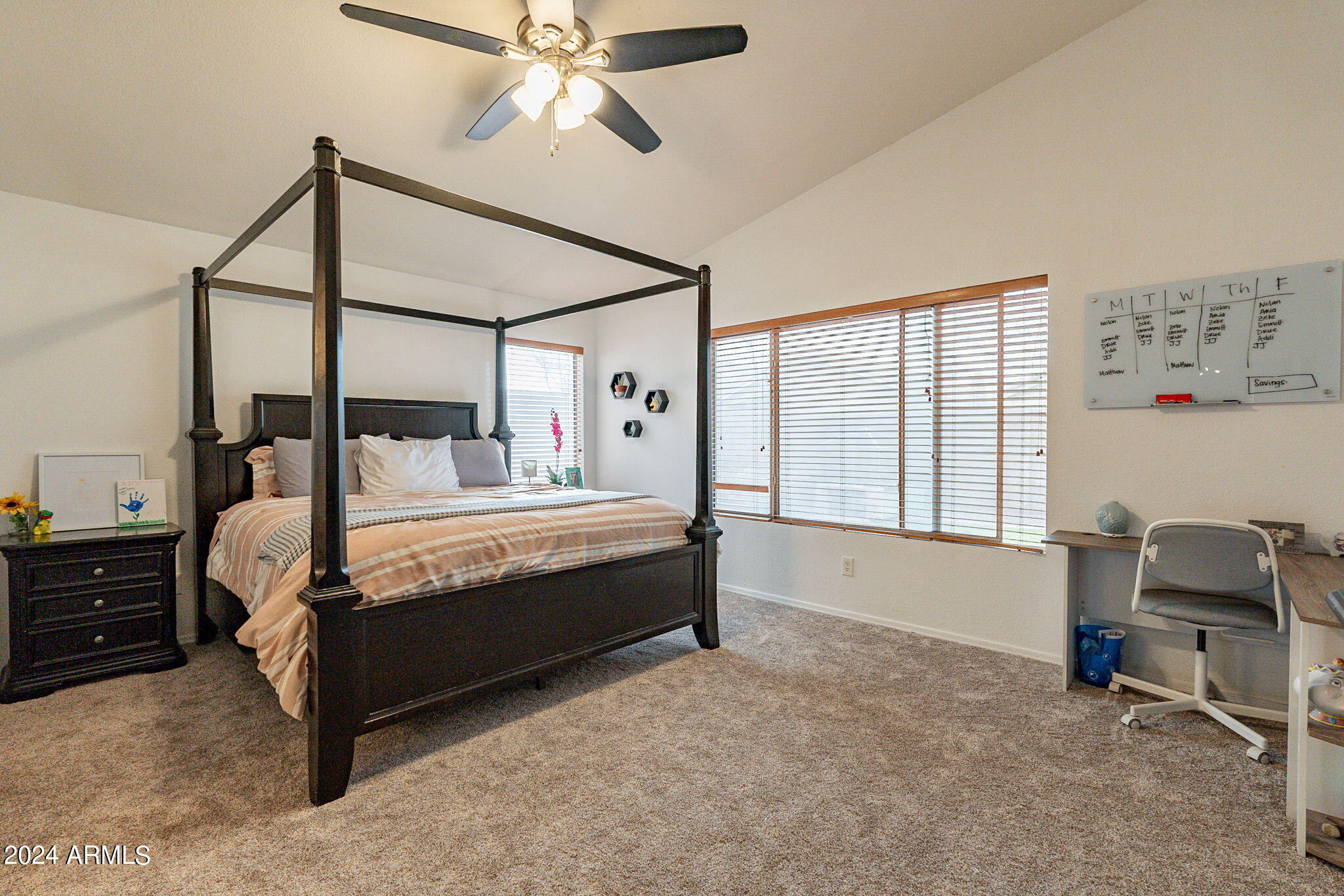 843 E SHEFFIELD Avenue