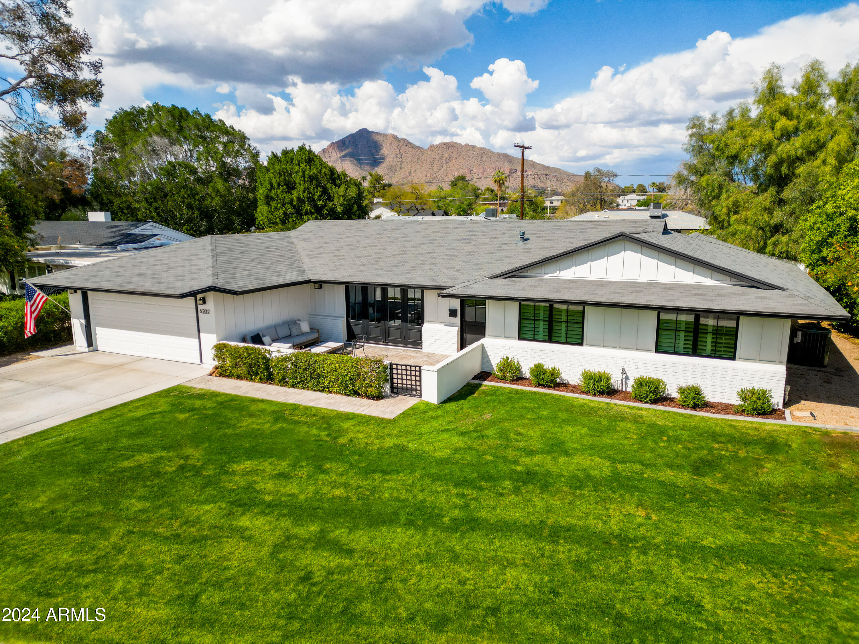 6202 E ROSE CIRCLE Drive