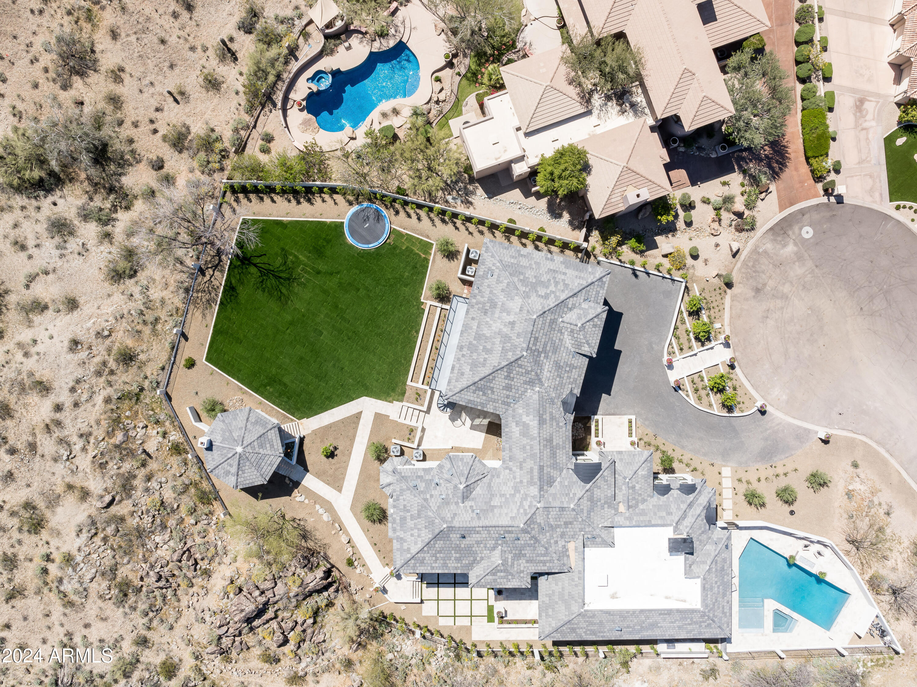 3440 E TONTO Drive