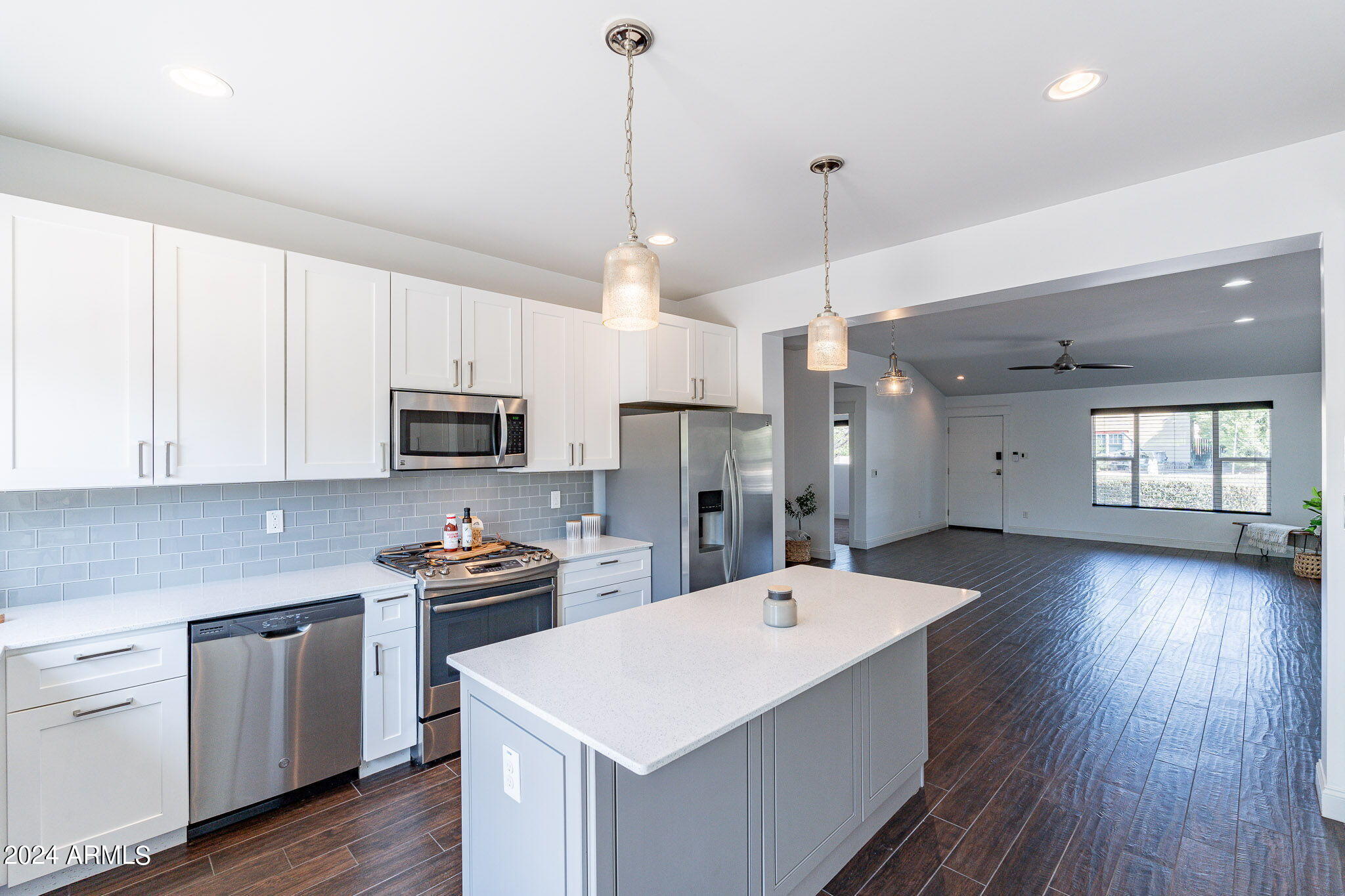 4139 E CAMPBELL Avenue