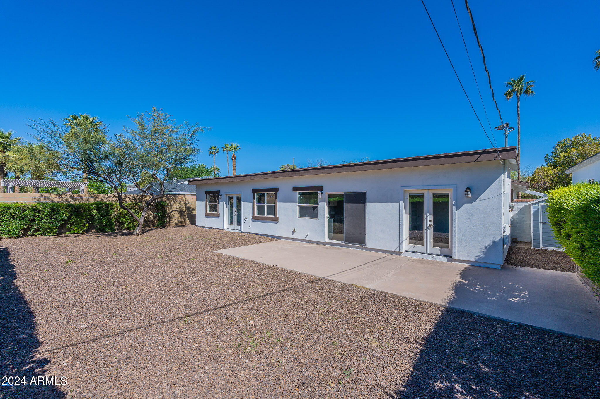 4139 E CAMPBELL Avenue