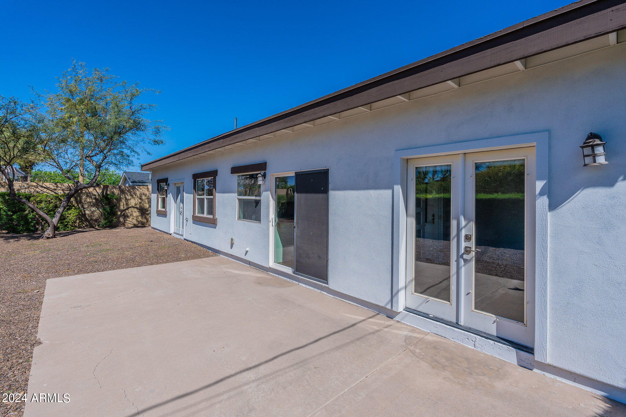 4139 E CAMPBELL Avenue