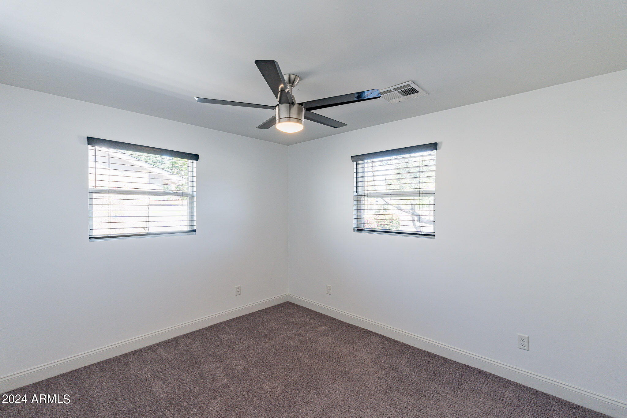 4139 E CAMPBELL Avenue