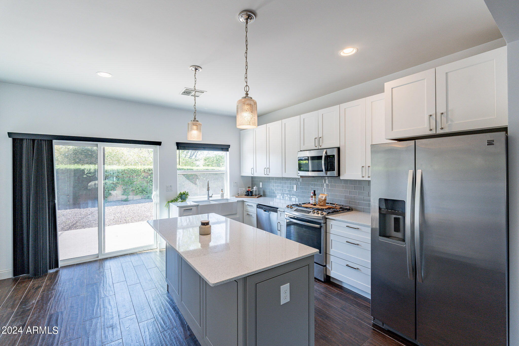 4139 E CAMPBELL Avenue