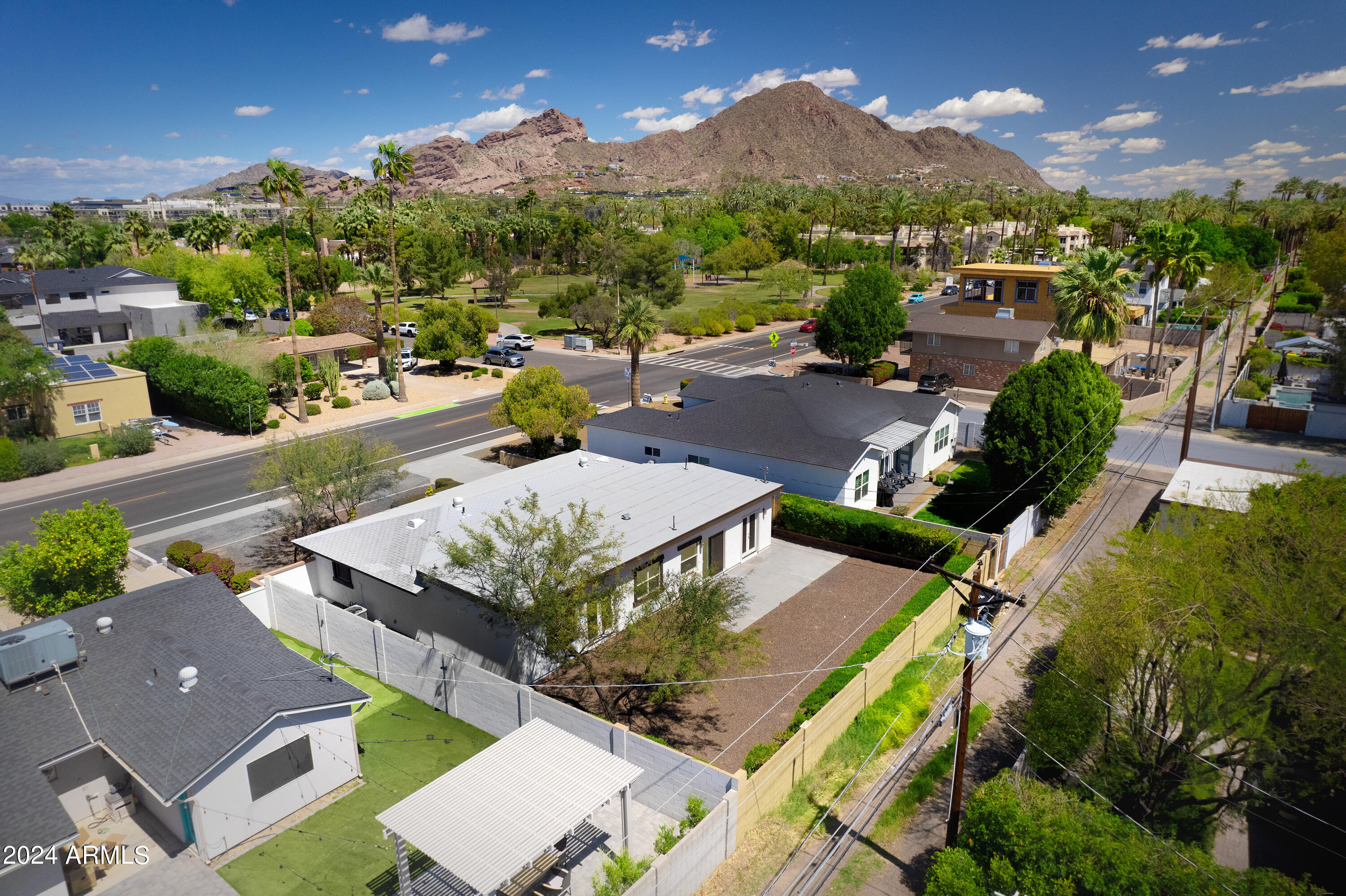 4139 E CAMPBELL Avenue