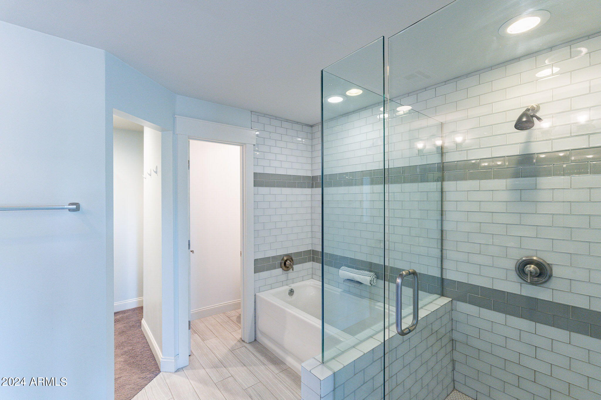 4139 E CAMPBELL Avenue