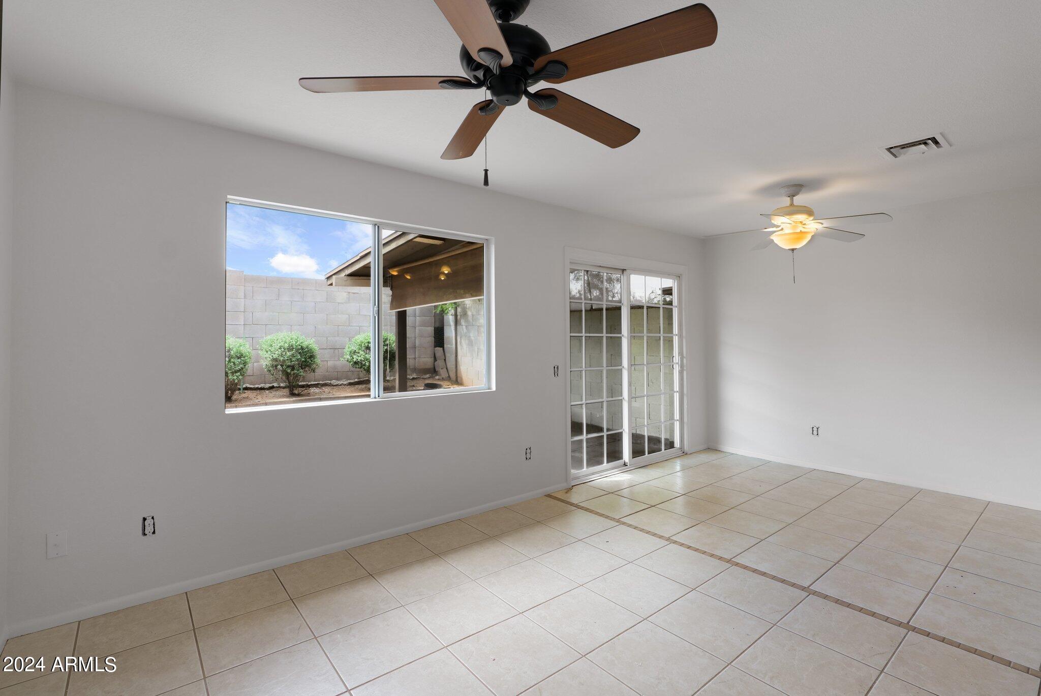 1929 E SANDRA Terrace