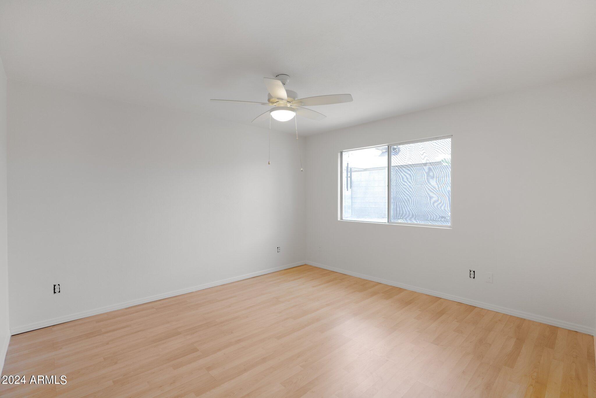 1929 E SANDRA Terrace