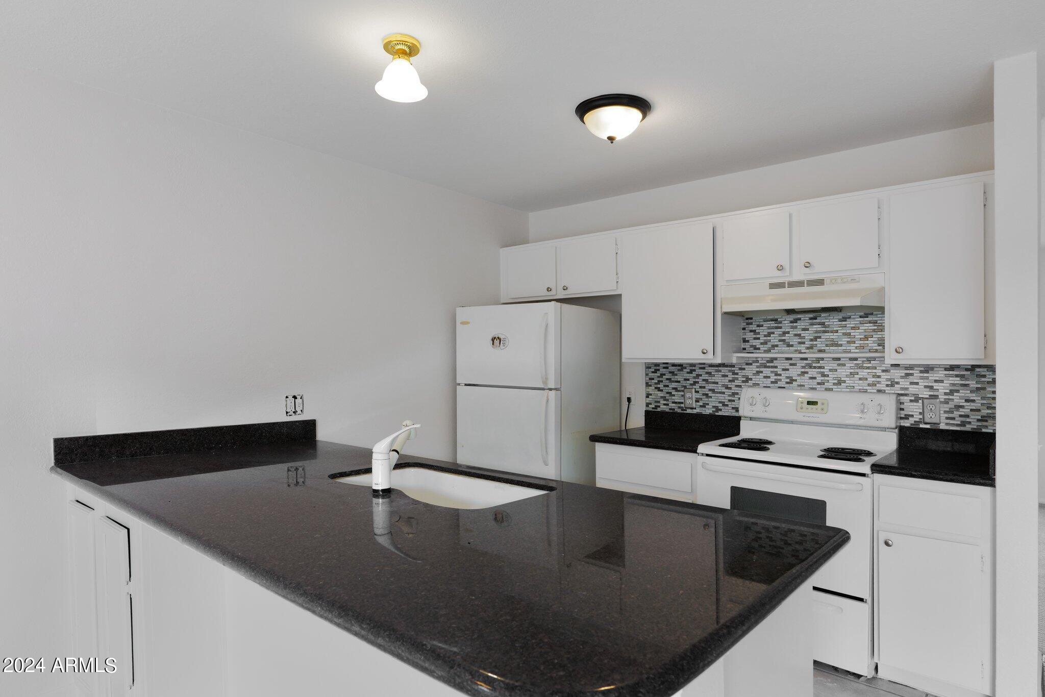 1929 E SANDRA Terrace