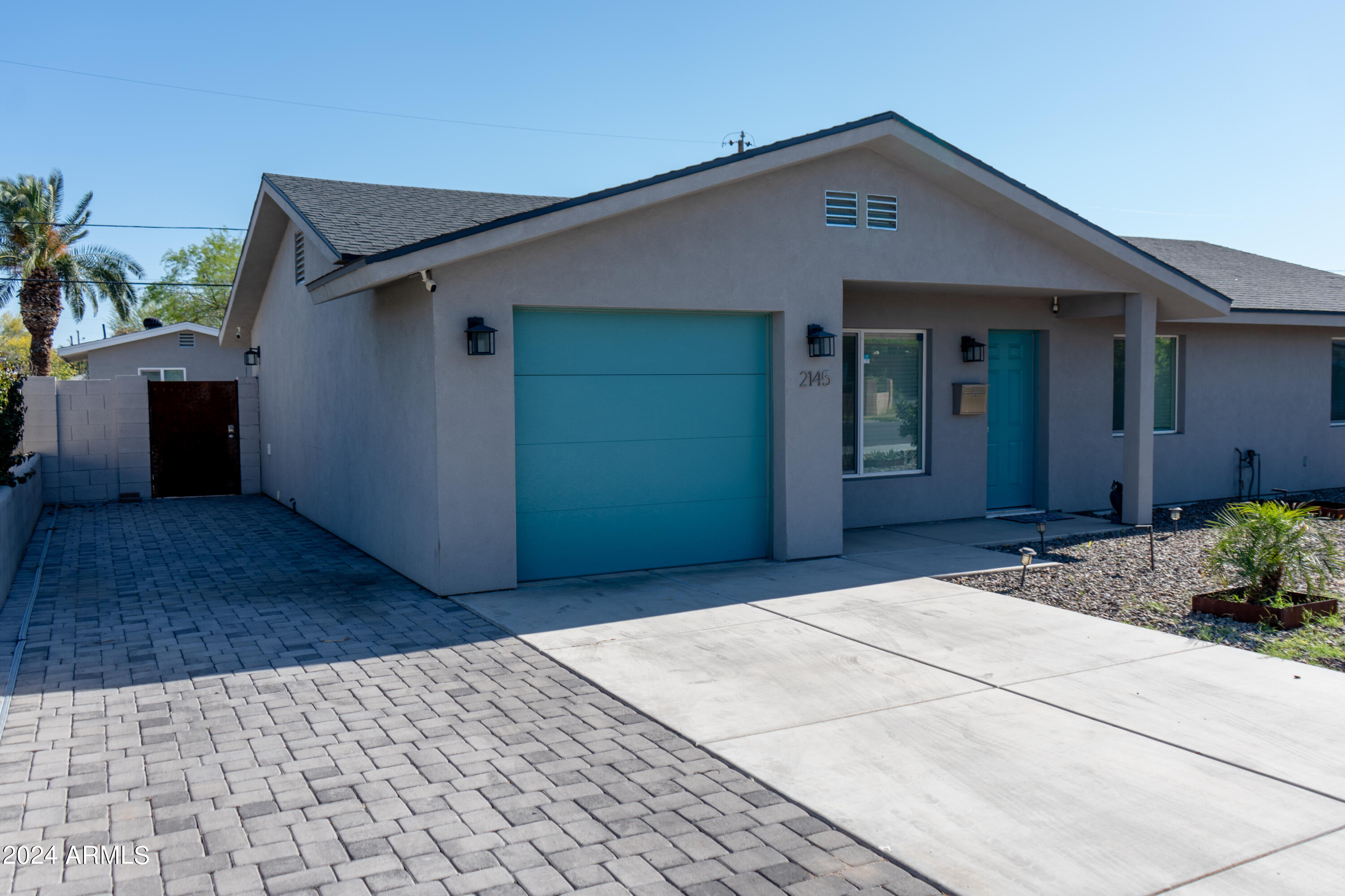 2145 W FAIRMOUNT Avenue